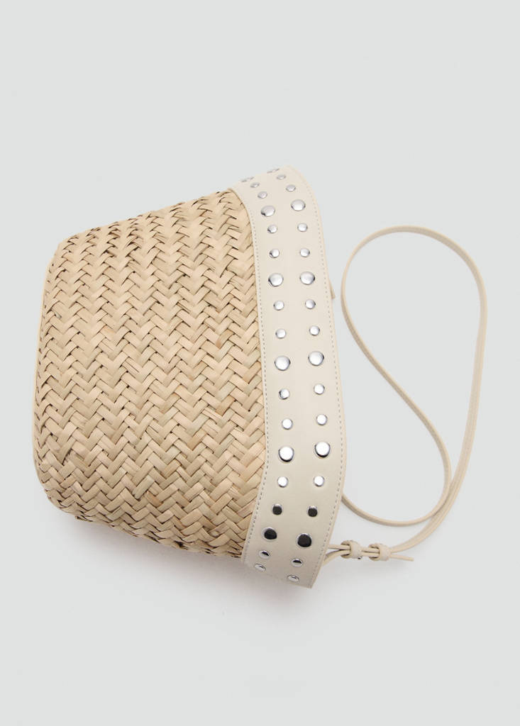 Natural fibre basket with studs — Off White