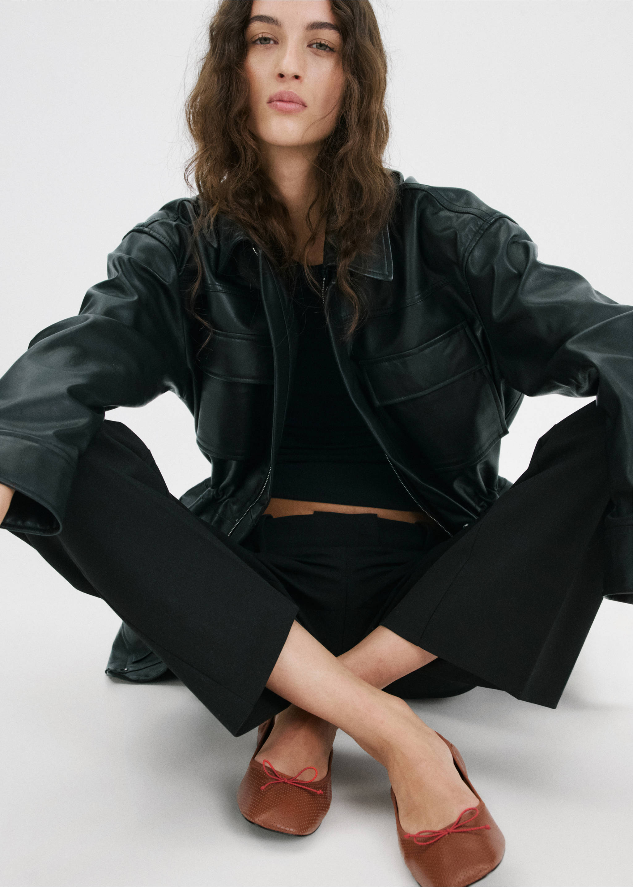 Bailarina troquelada lazo - Plano general, Cognac. Ref: 27046727-00.