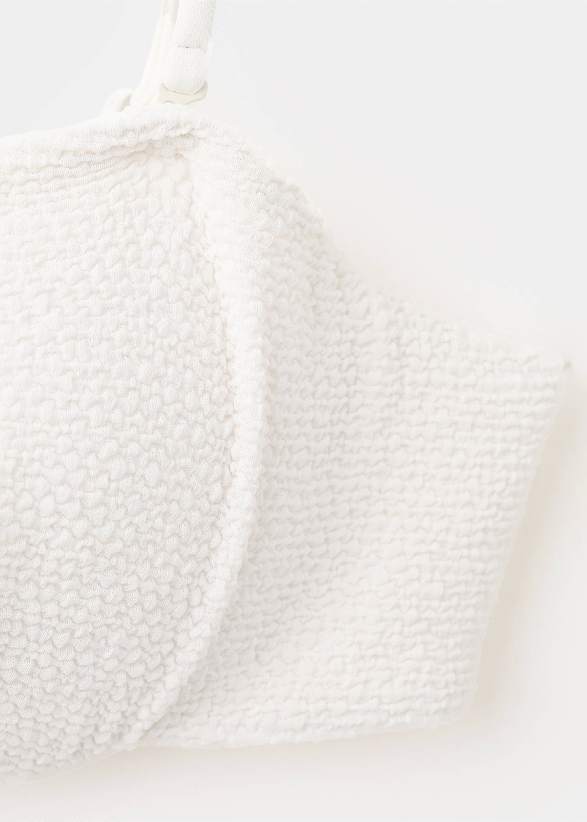 Textured bandeau bikini top - Details of the article 8, Ecru. Ref: 27046739-00.
