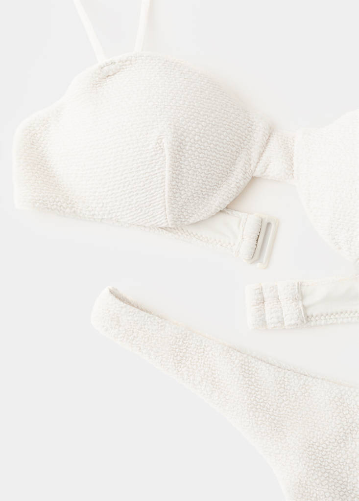 Textured bandeau bikini top — Ecru