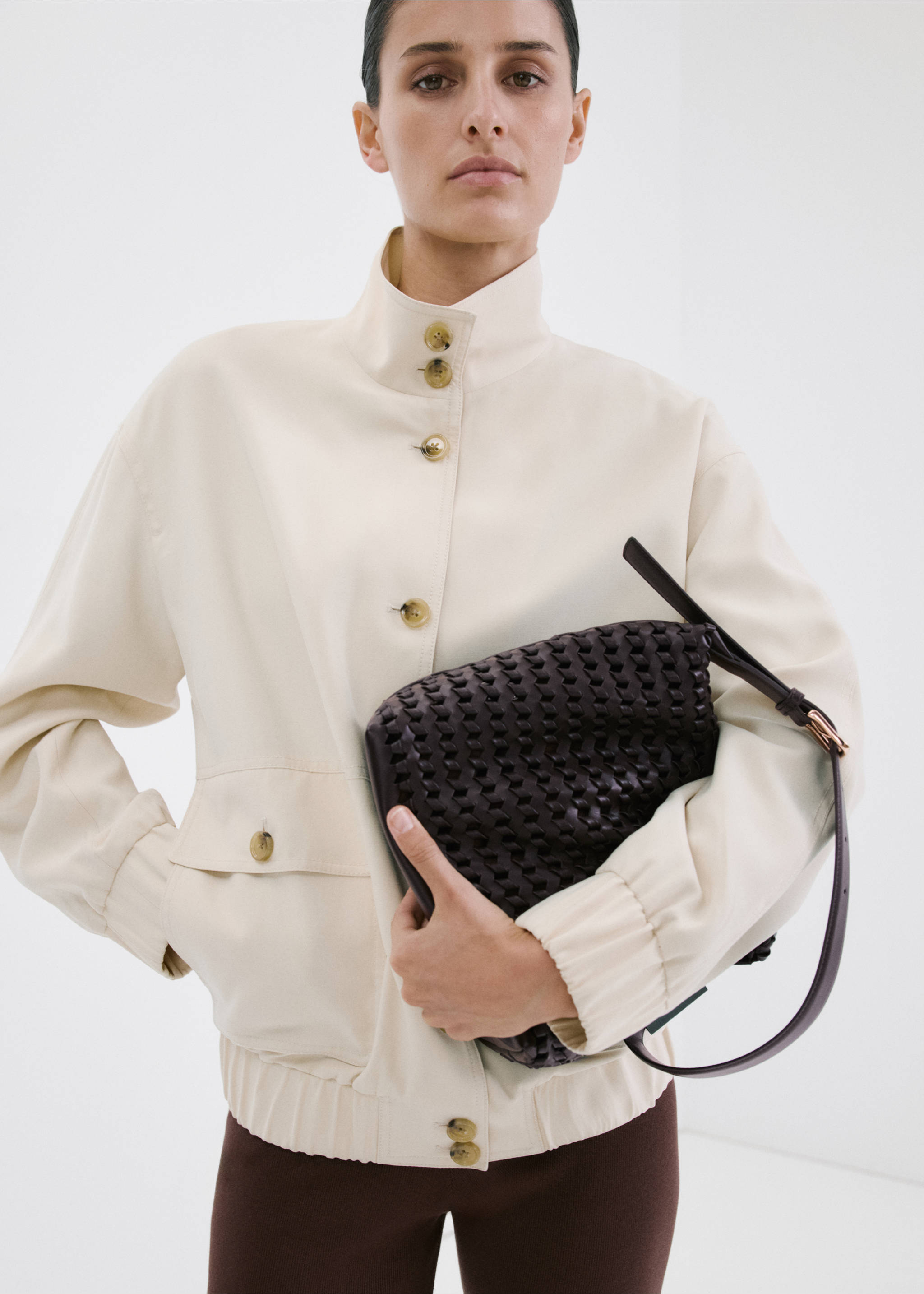 Braided shoulder bag - General plane, Chocolate. Ref: 27046740-00.