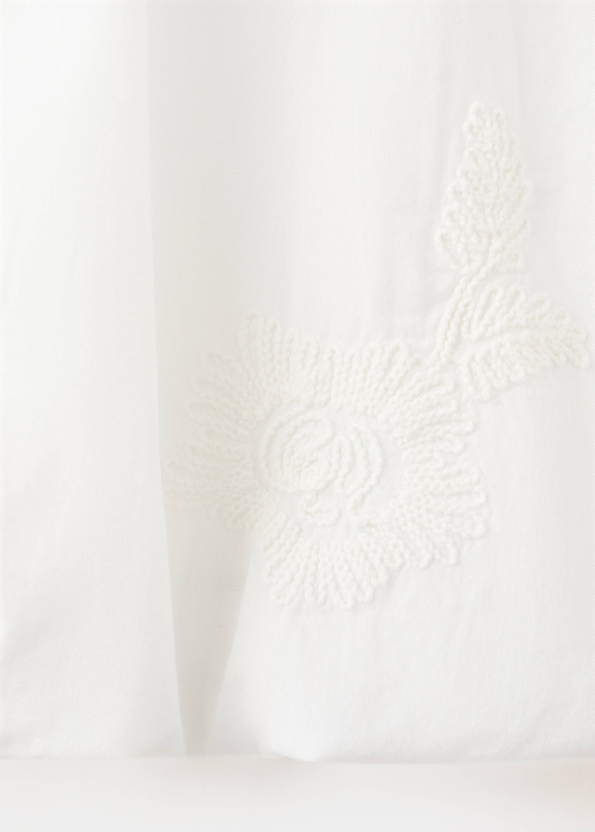 Vestit globus brodat flors - Detall de l'article 8