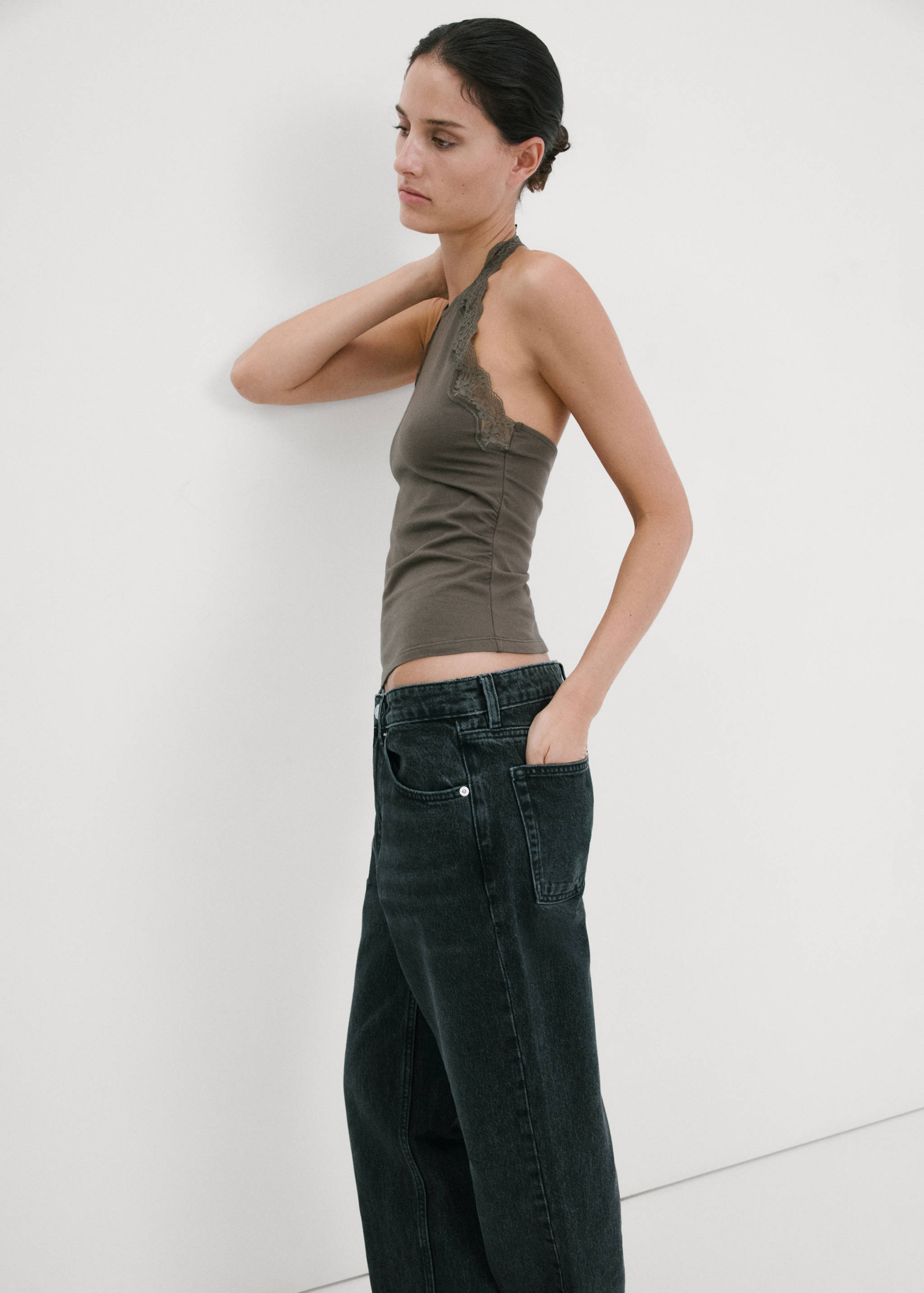 Lace halter neck top - Medium plane