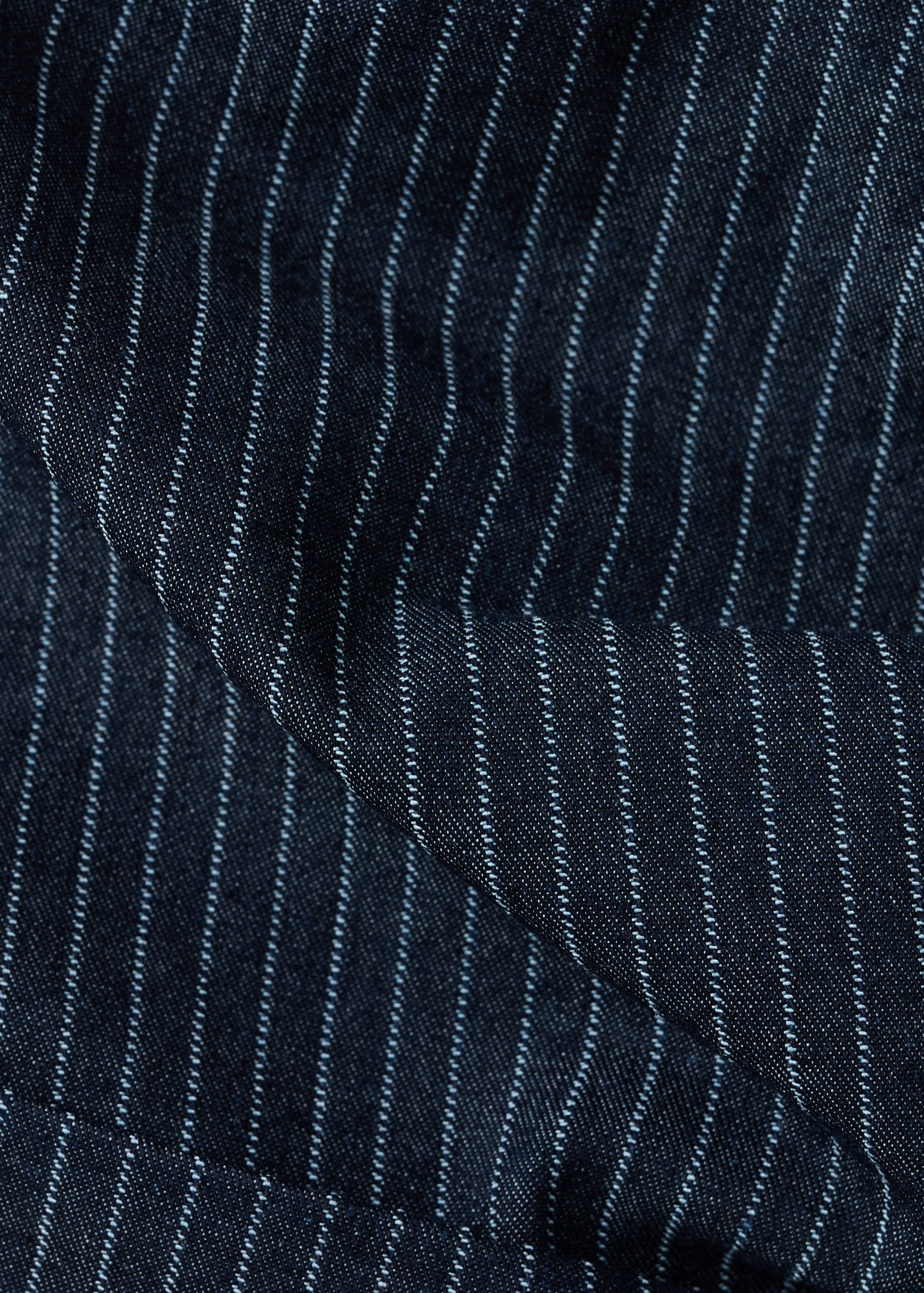 Top asimètric paraula d'honor - Detall de l'article 8