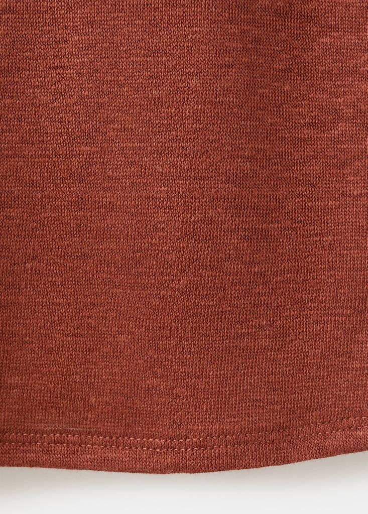 V-neck linen t-shirt — Russet