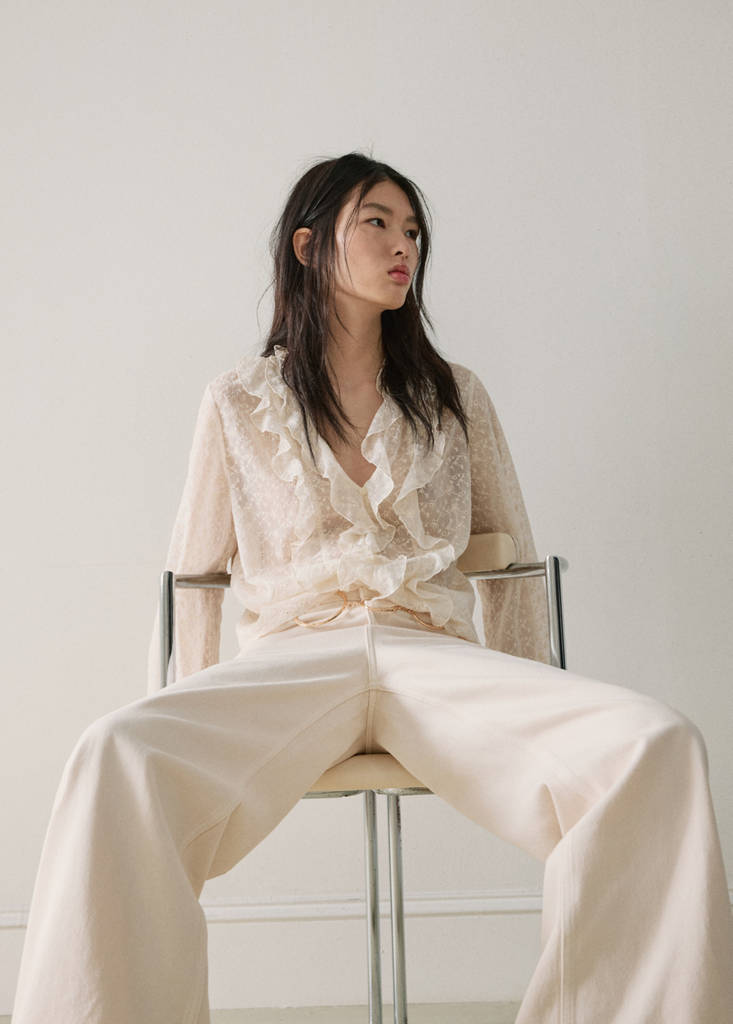 Ruffled embroidered blouse — Ecru