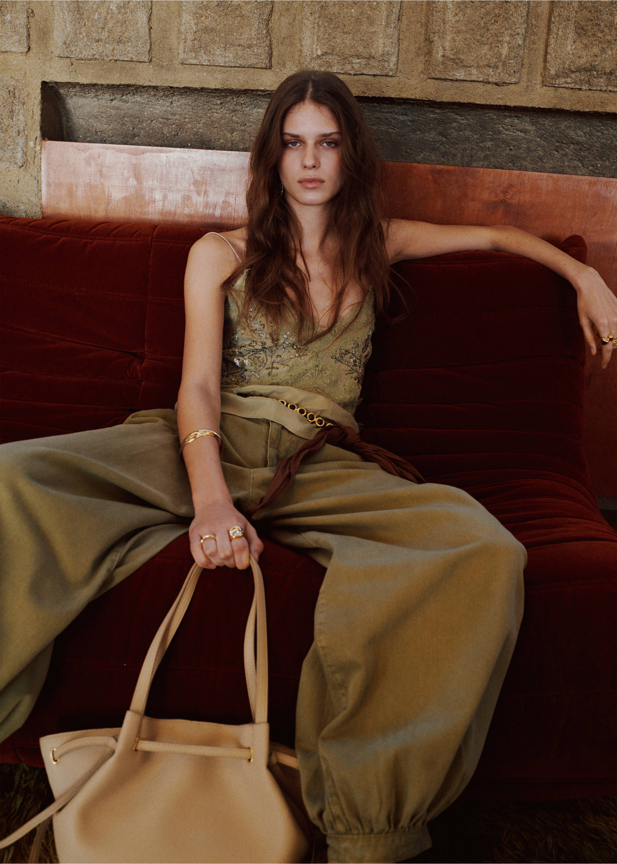 Embroidered appliqué top - Medium plane, Green. Ref: 27047161-00.