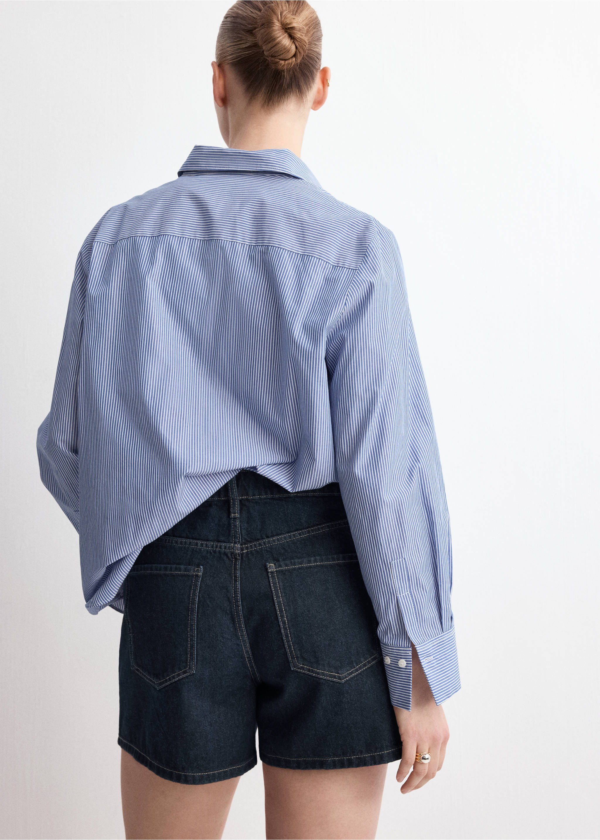 Shorts en denim droits taille moyenne - Détail de l'article 4, Bleu. Ref: 27047162-00.