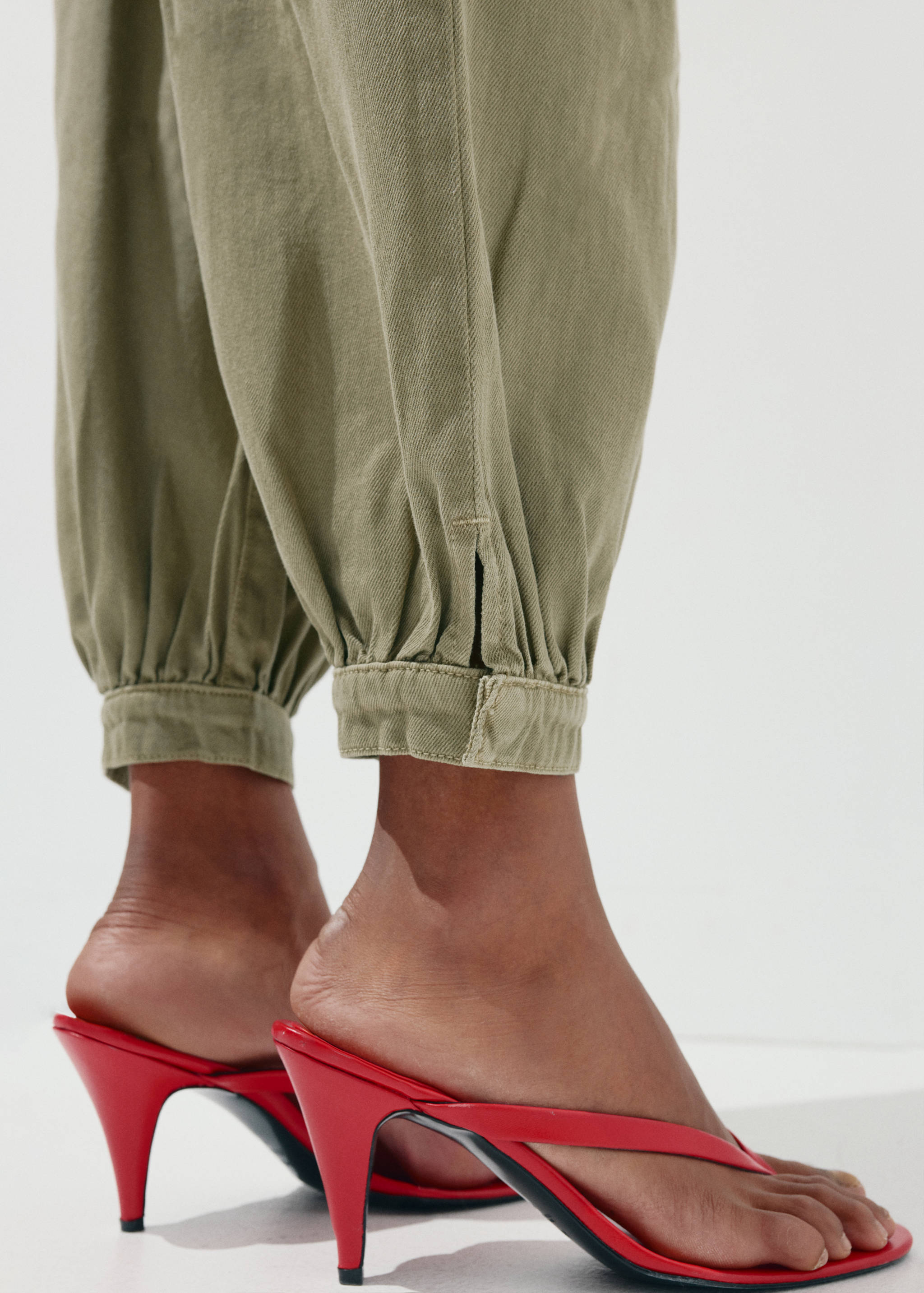Mid-rise baggy jeans - Details of the article 3