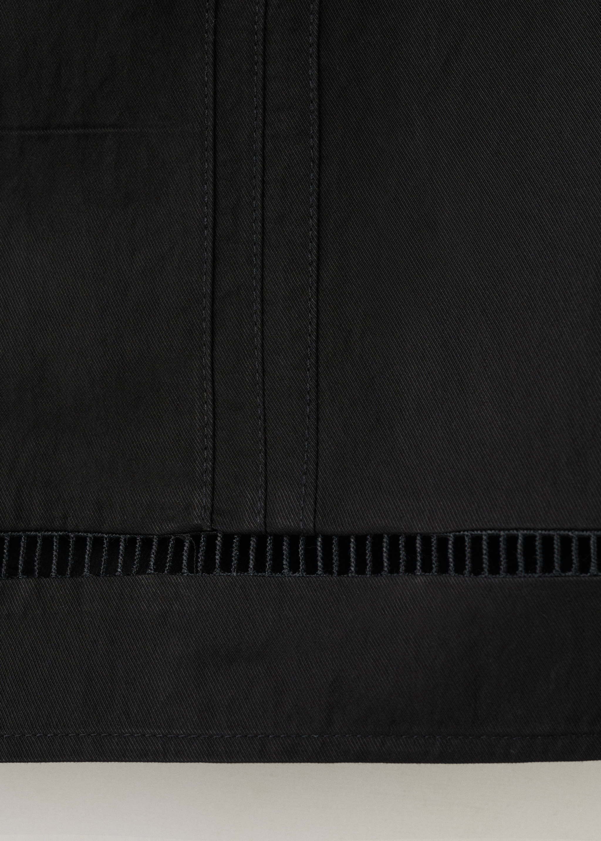 Top with straps and buttons - Details of the article 0