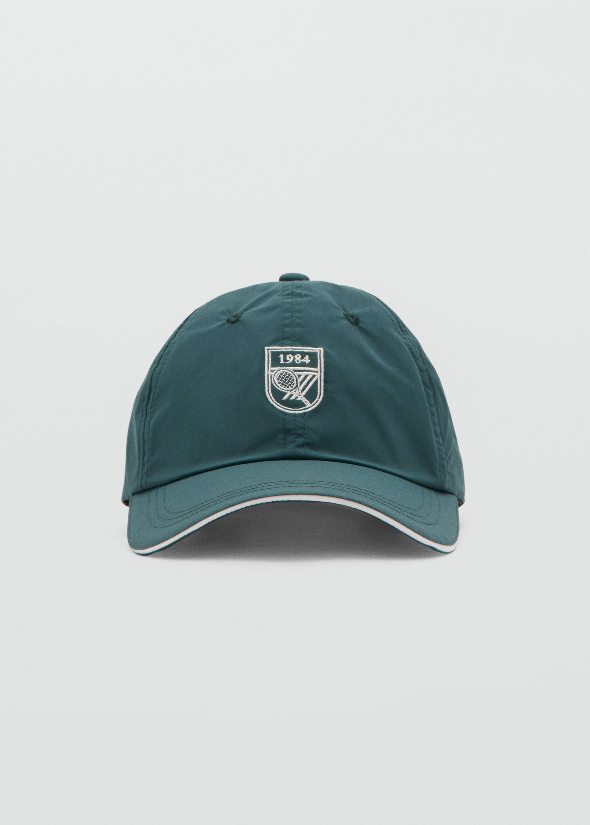 Embroidered cap - Article without model