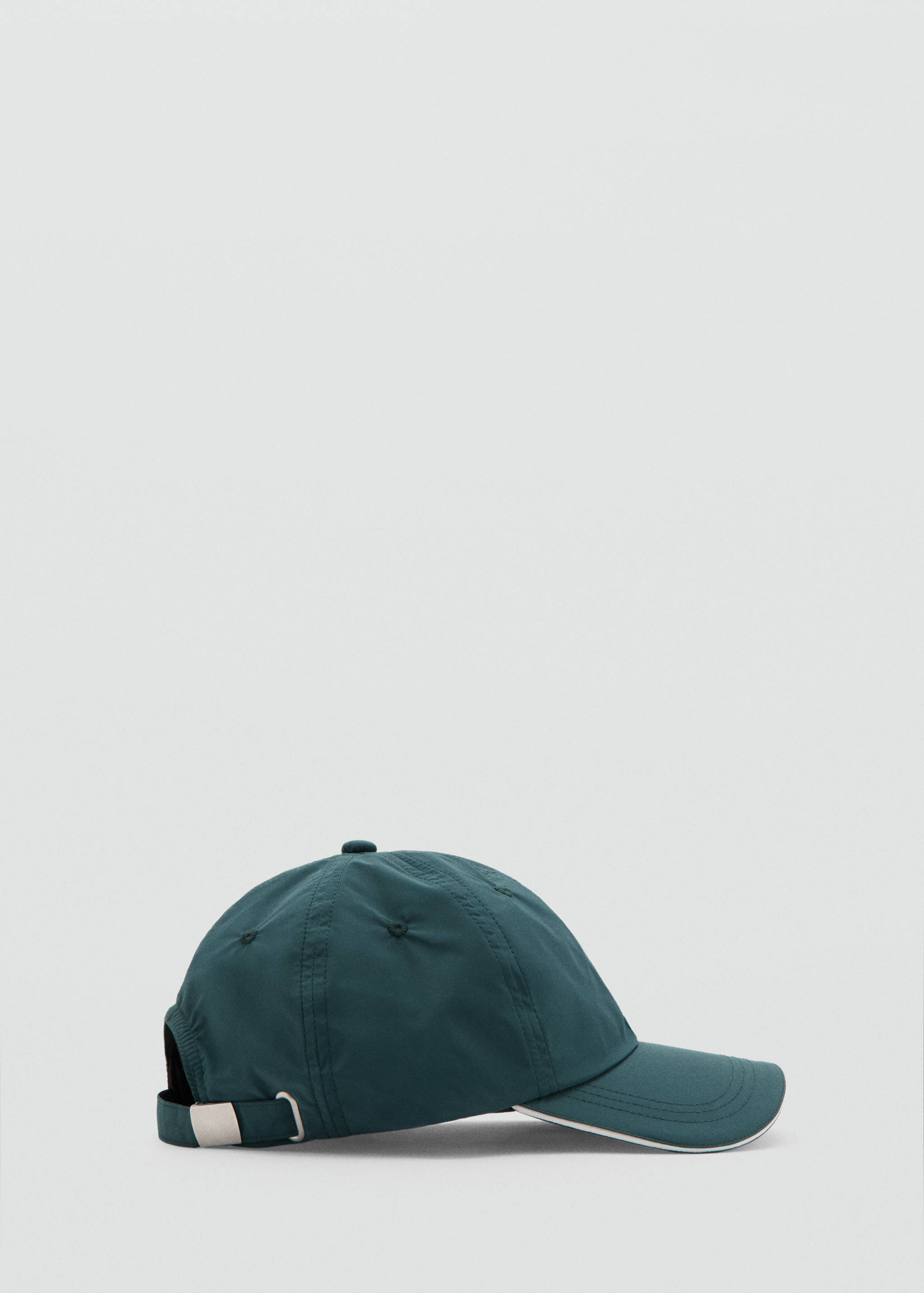 Embroidered cap - Medium plane
