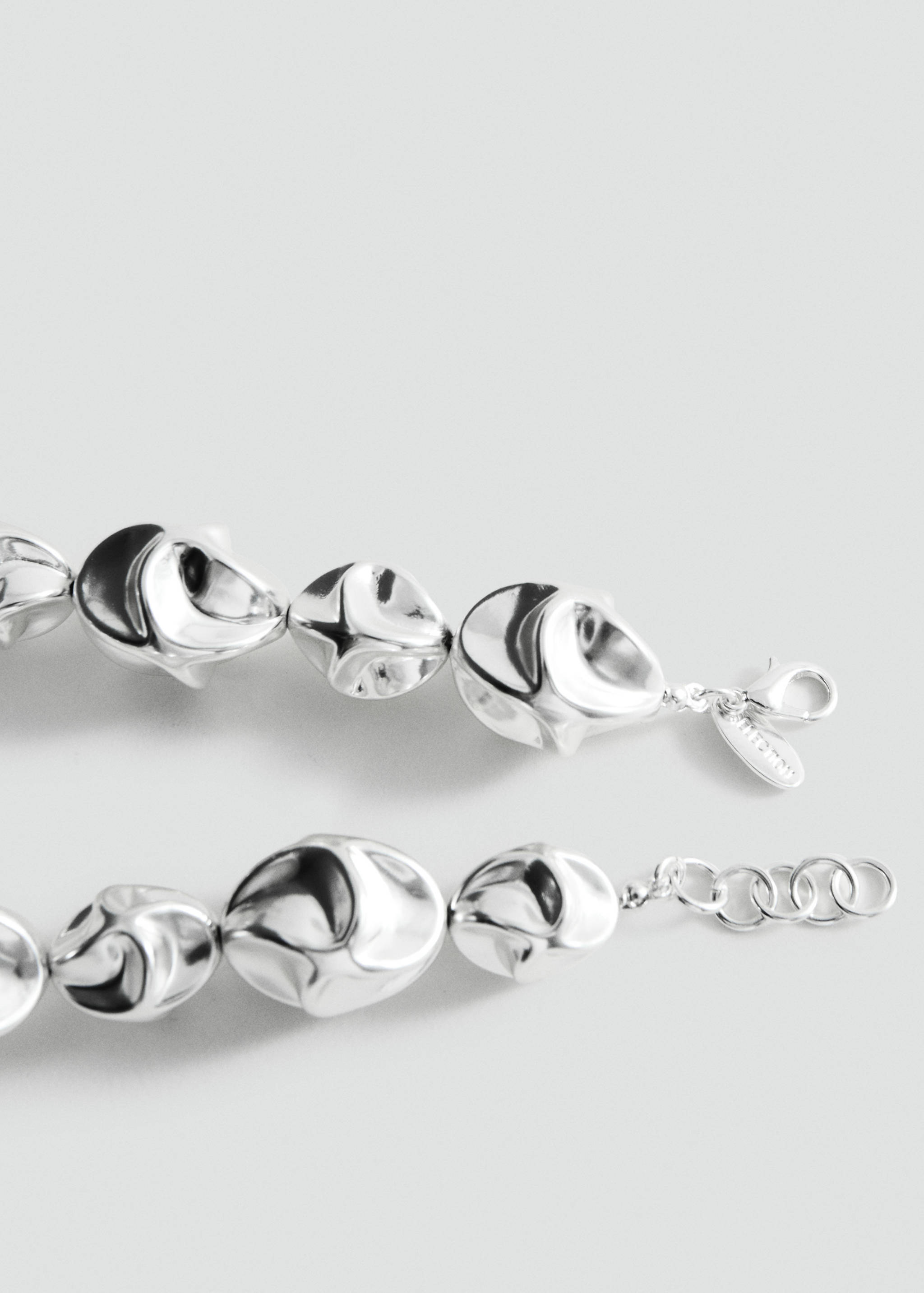 Necklace with irregular metallic pieces - Details of the article 1