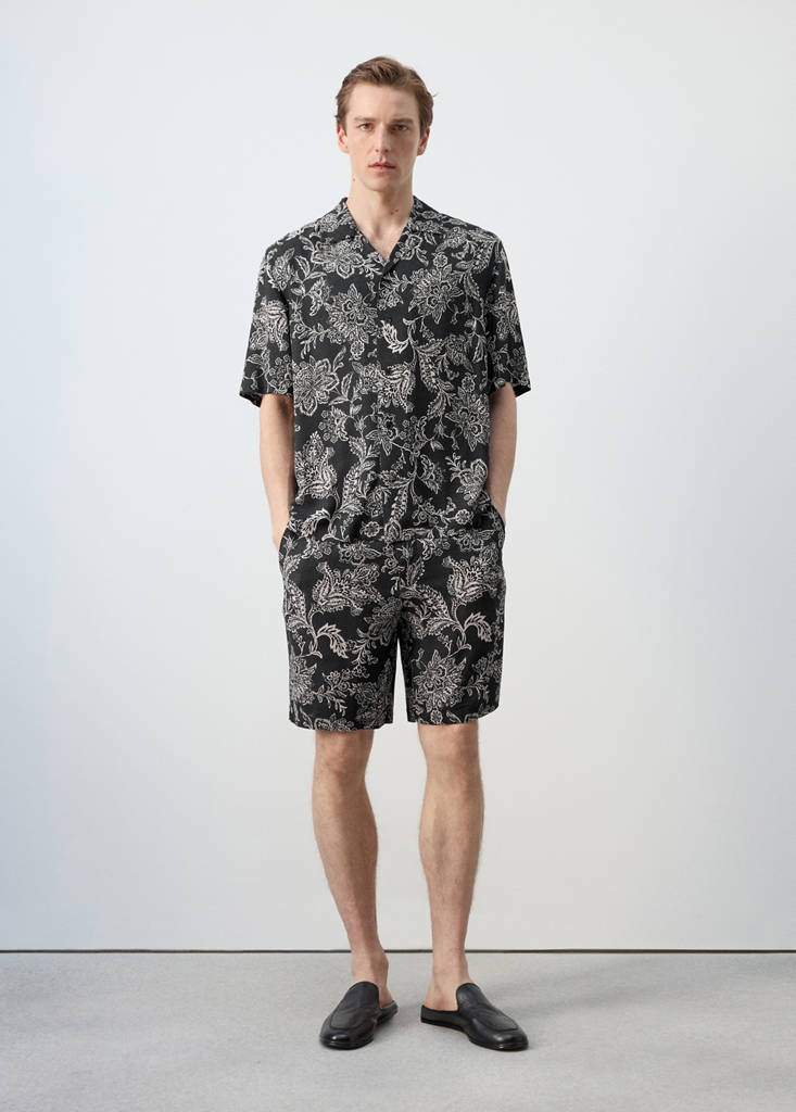 Printed slim fit bermuda shorts — Black