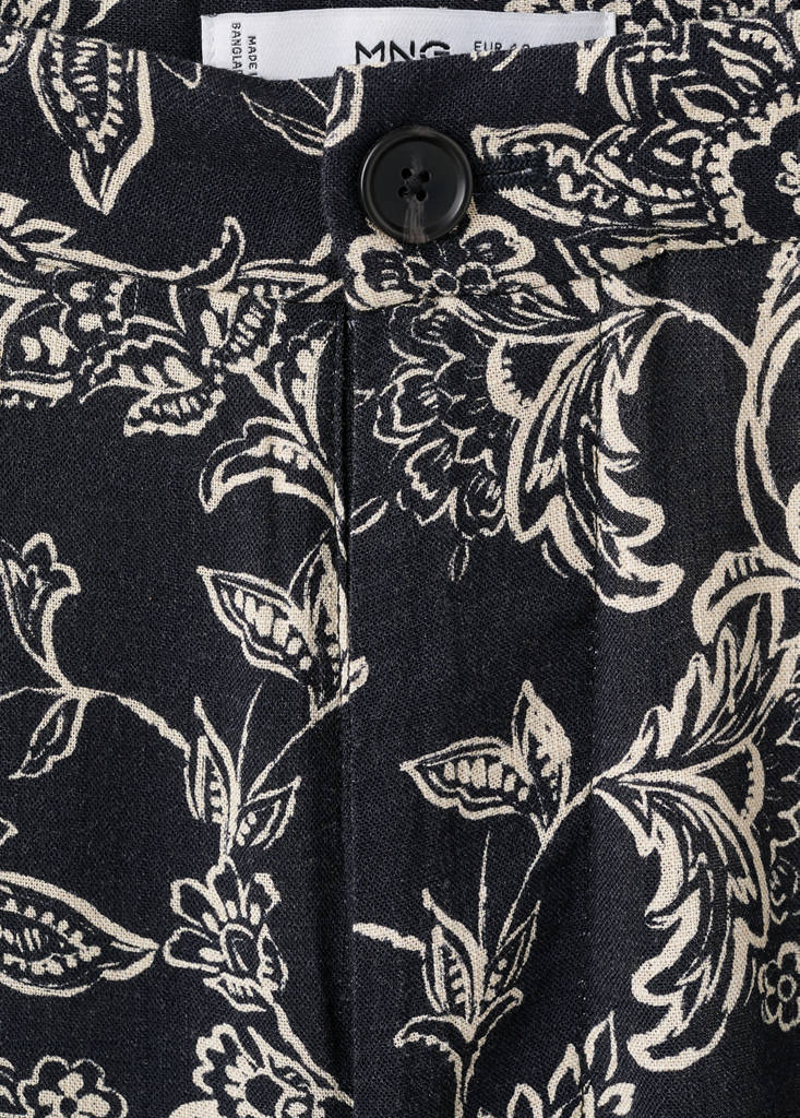 Printed slim fit bermuda shorts — Black