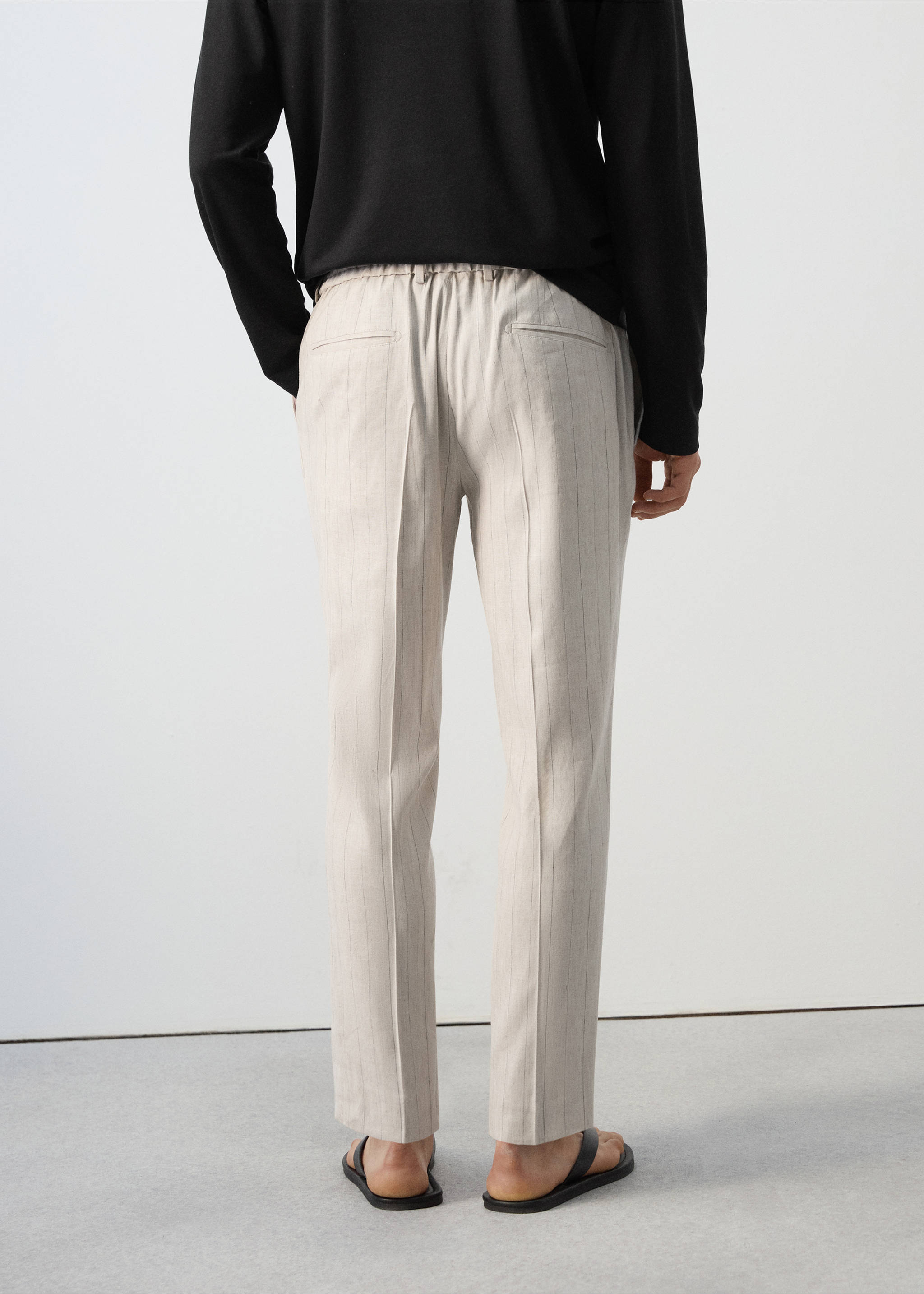 بنطلون سليم فيت مخطط من الكتان - الجهة الخلفية للمنتج, بيج. Ref: 27047896-00.