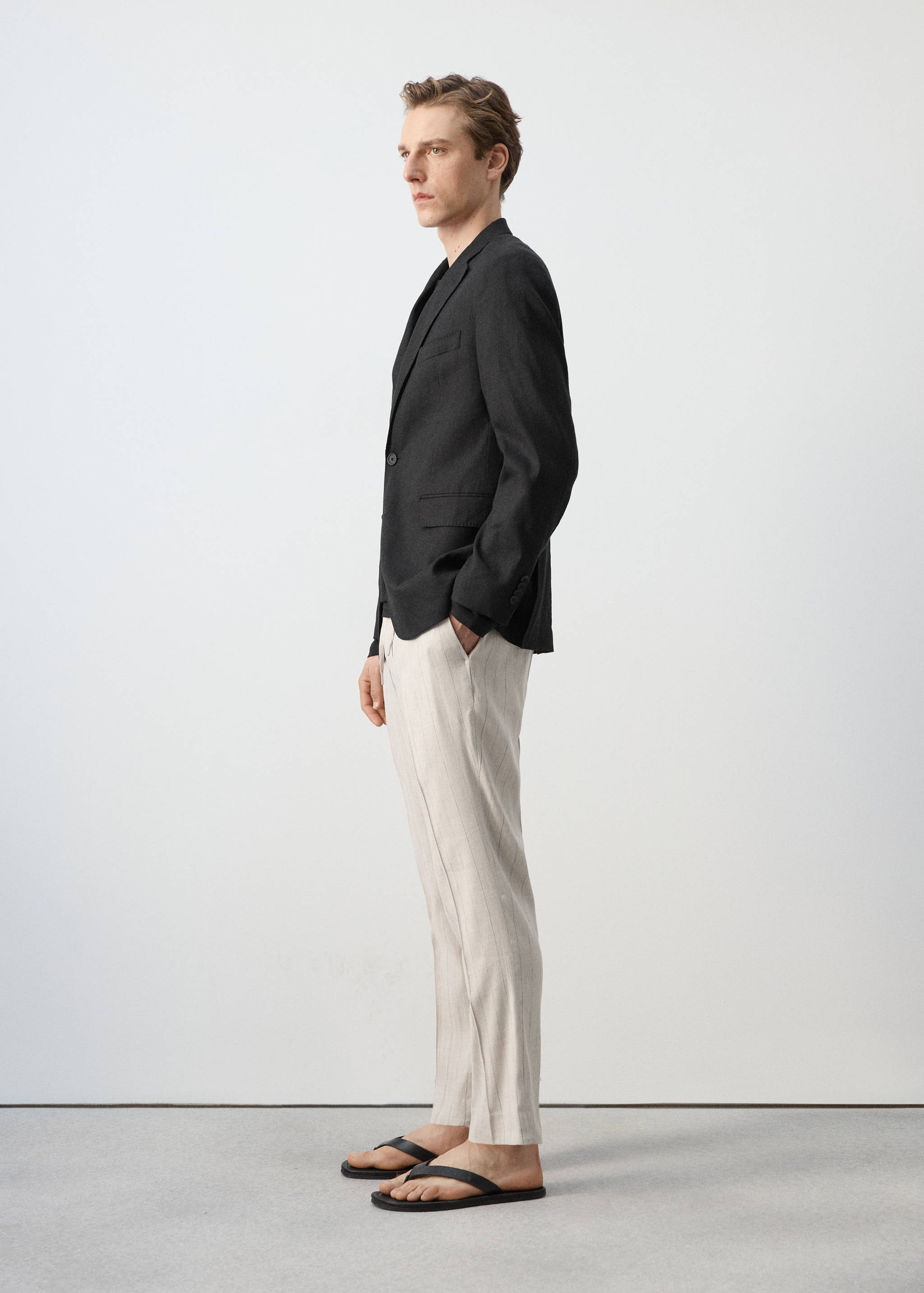 بنطلون سليم فيت مخطط من الكتان - تفاصيل المنتج 2