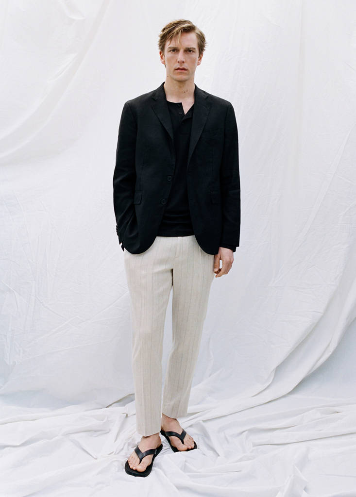 Striped slim-fit linen trousers — Beige
