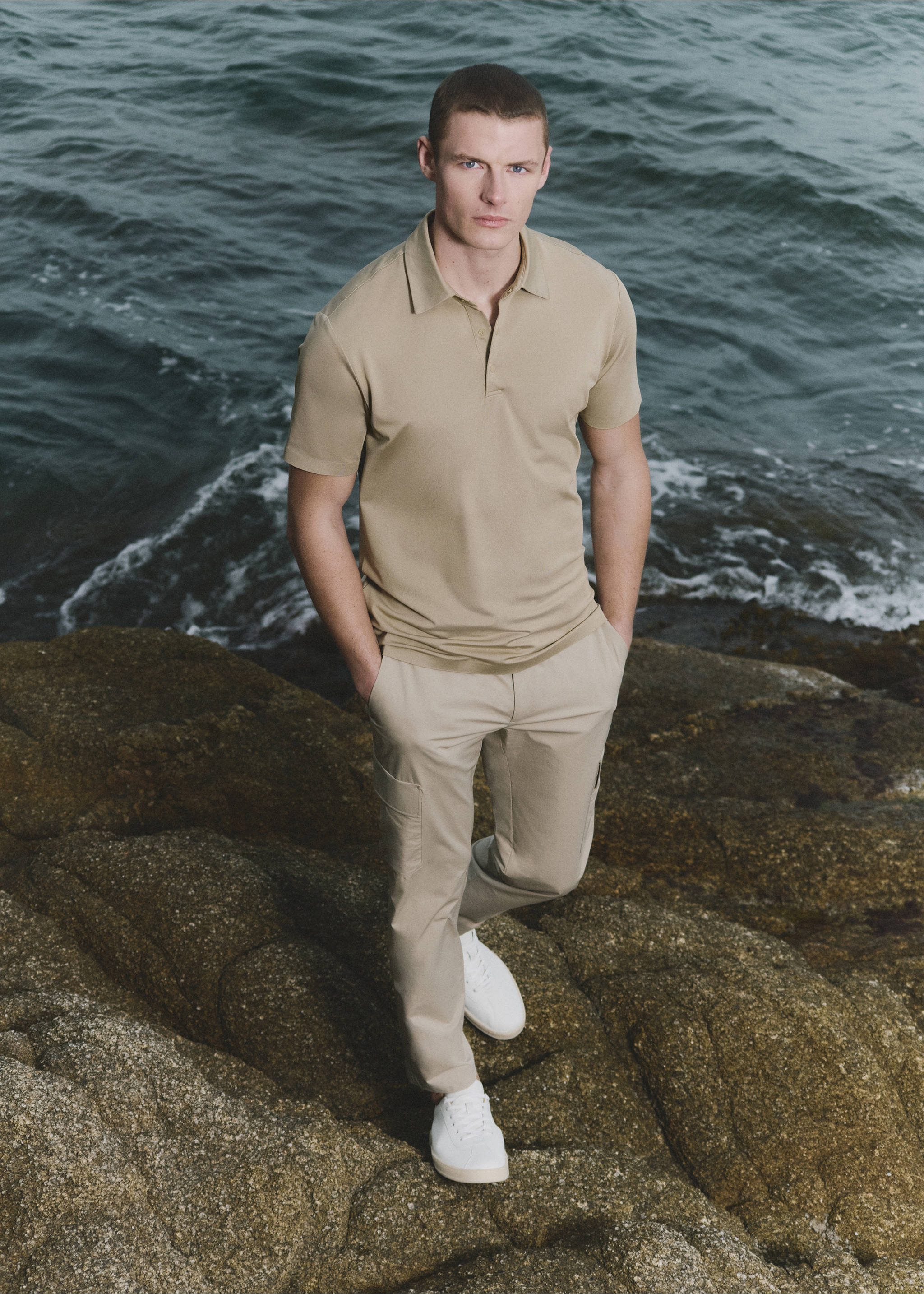 Calças cargo slim fit comfort stretch - Pormenor do artigo 5, Bege. Ref: 27047897-00.