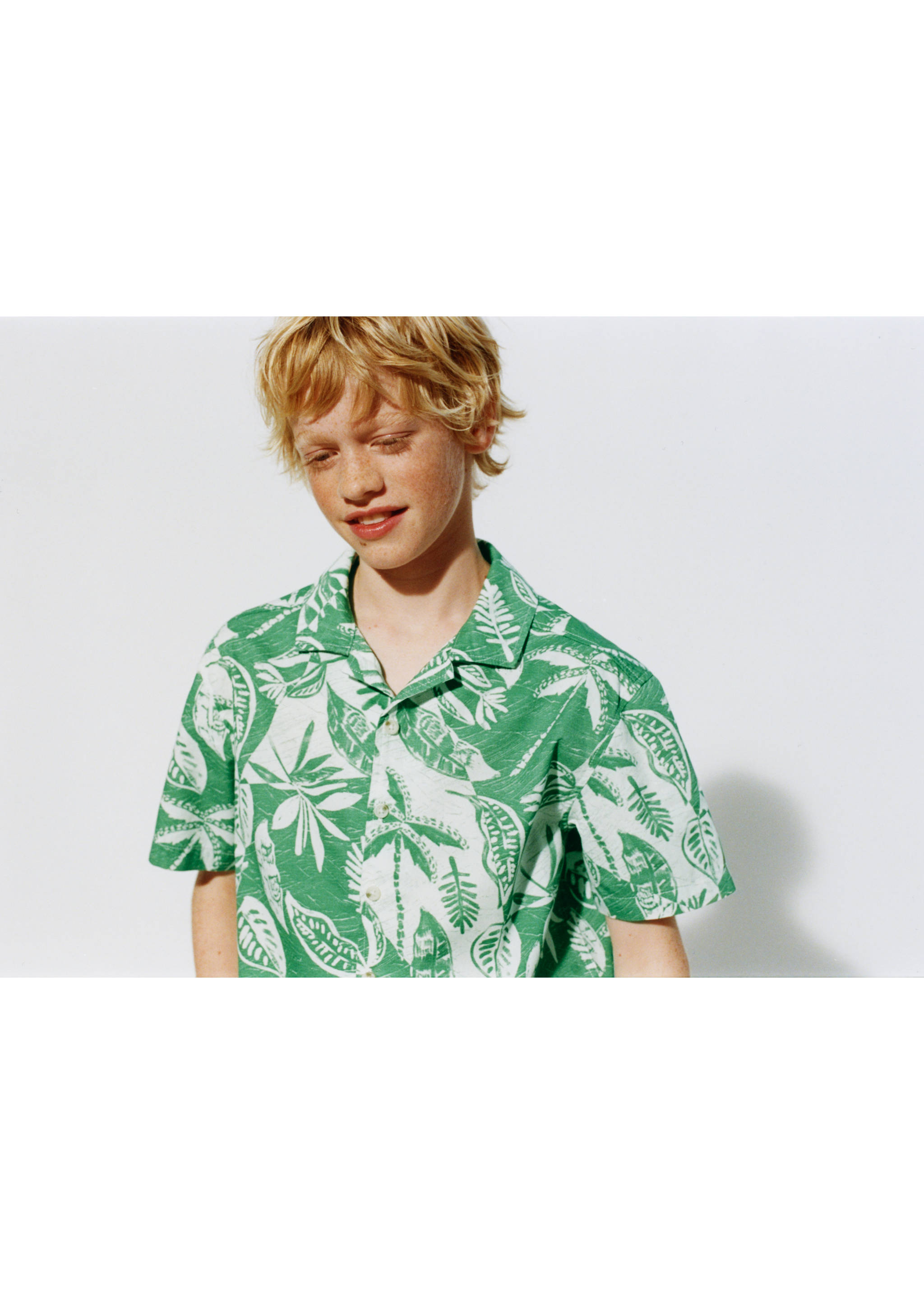 Floral-print cotton shirt - Details of the article 5, Green. Ref: 27047901-00.