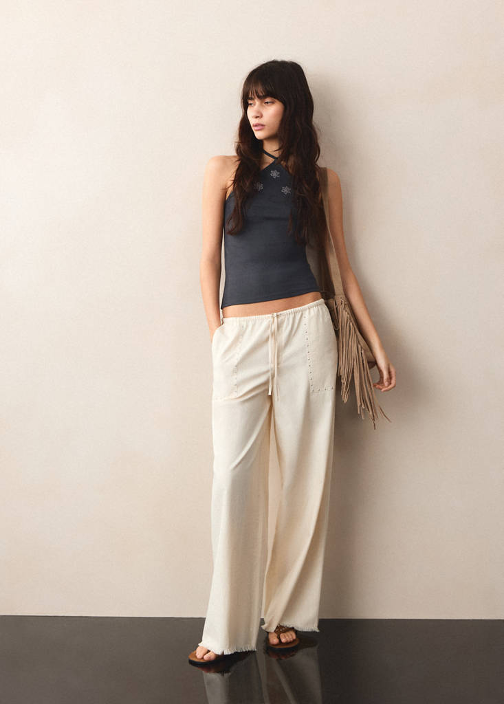 Neckholder-Top mit Strassdetail — Anthrazit