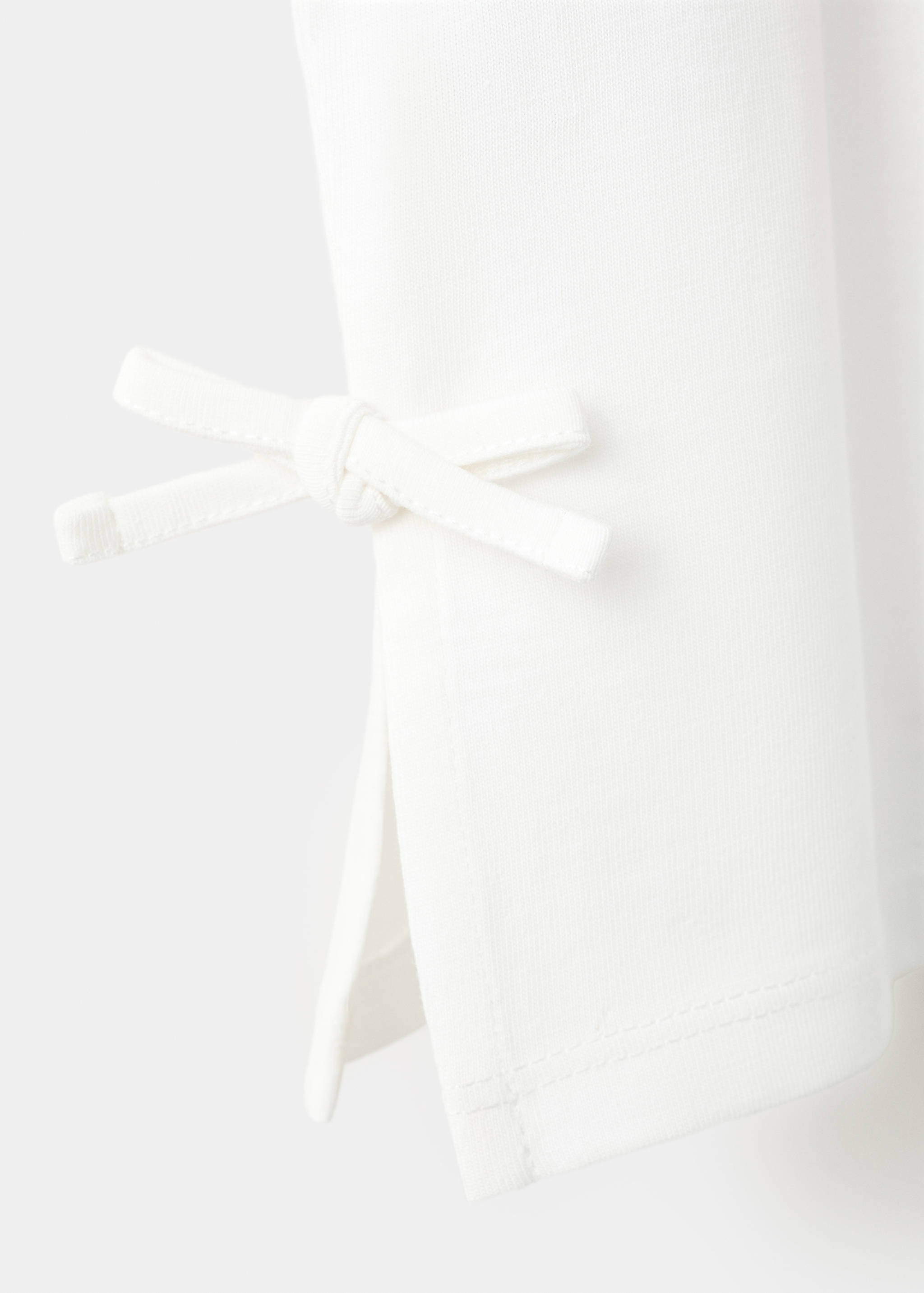 Printed cotton T-shirt with ties - Details of the article 0