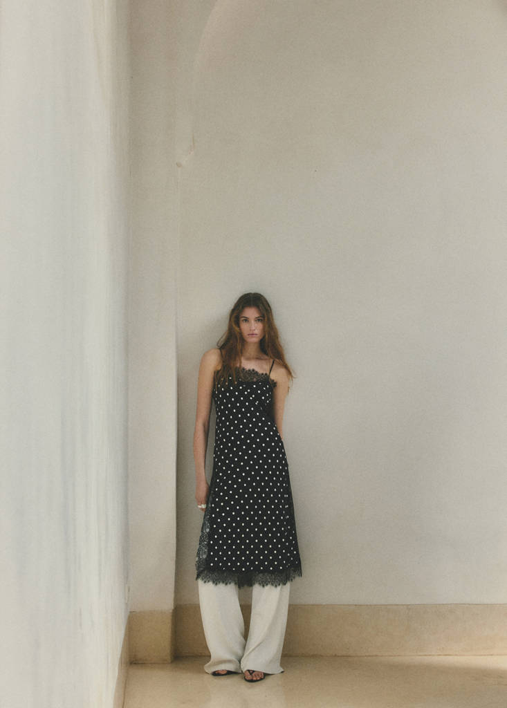 Long lace polka dot top — Black