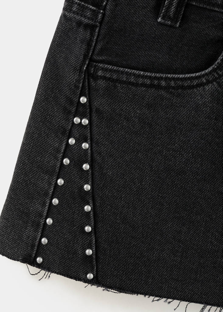 High-waisted studded shorts — Black denim