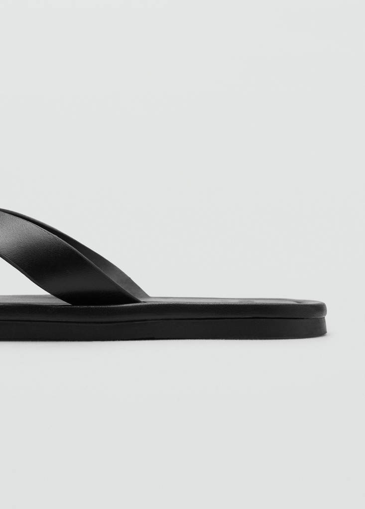 Leather straps sandals — Black