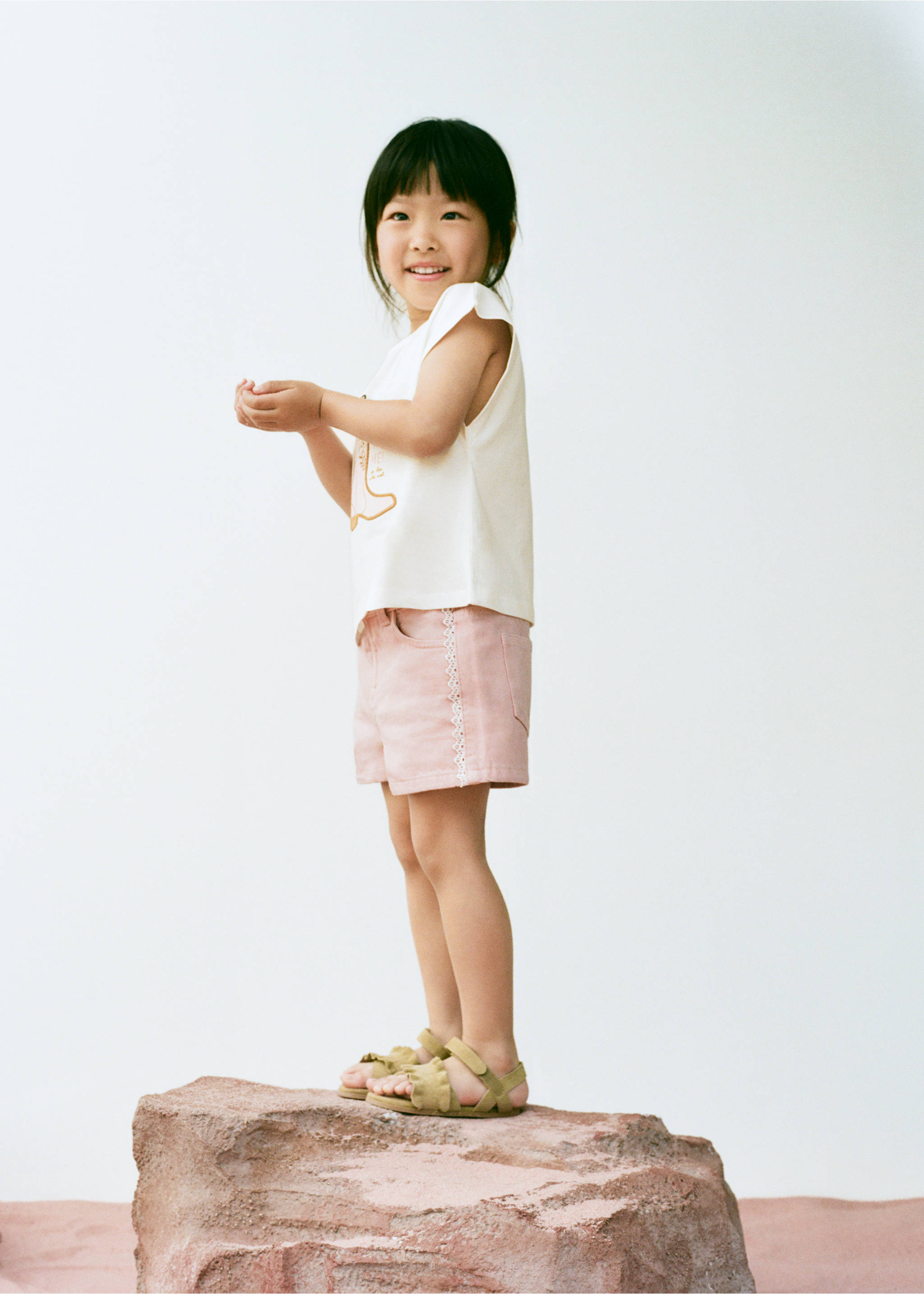 Short détails brodés - Détail de l'article 5, Rose. Ref: 27048269-00.