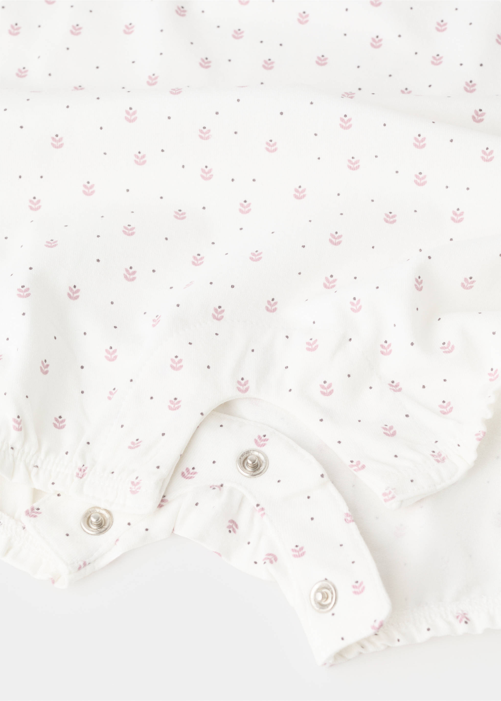 Floral-print pyjamas - Details of the article 8, Off White. Ref: 27048275-00.