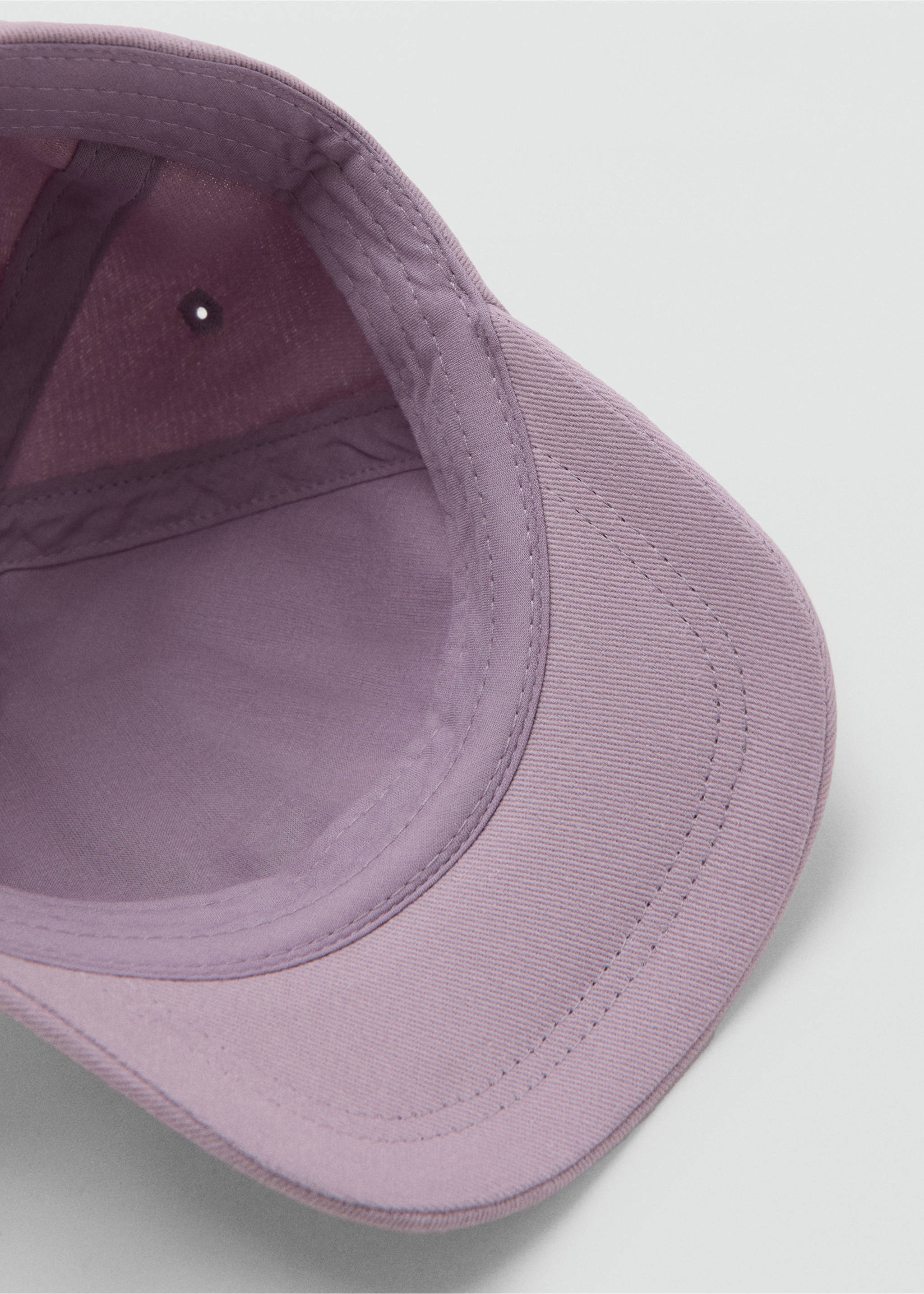 Embroidered flower cap - Details of the article 2, Lilac. Ref: 27048657-00.