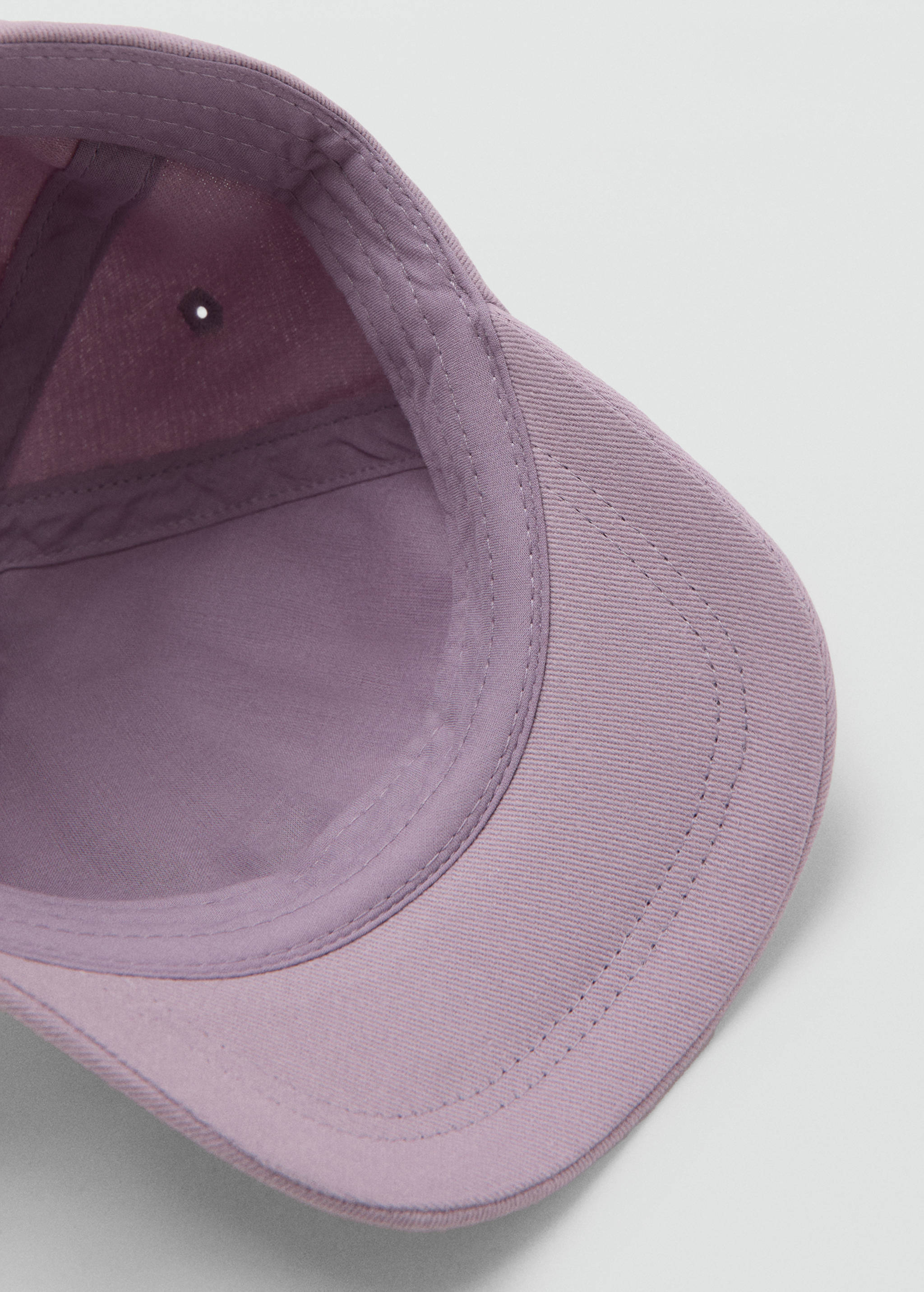 Embroidered flower cap - Details of the article 2