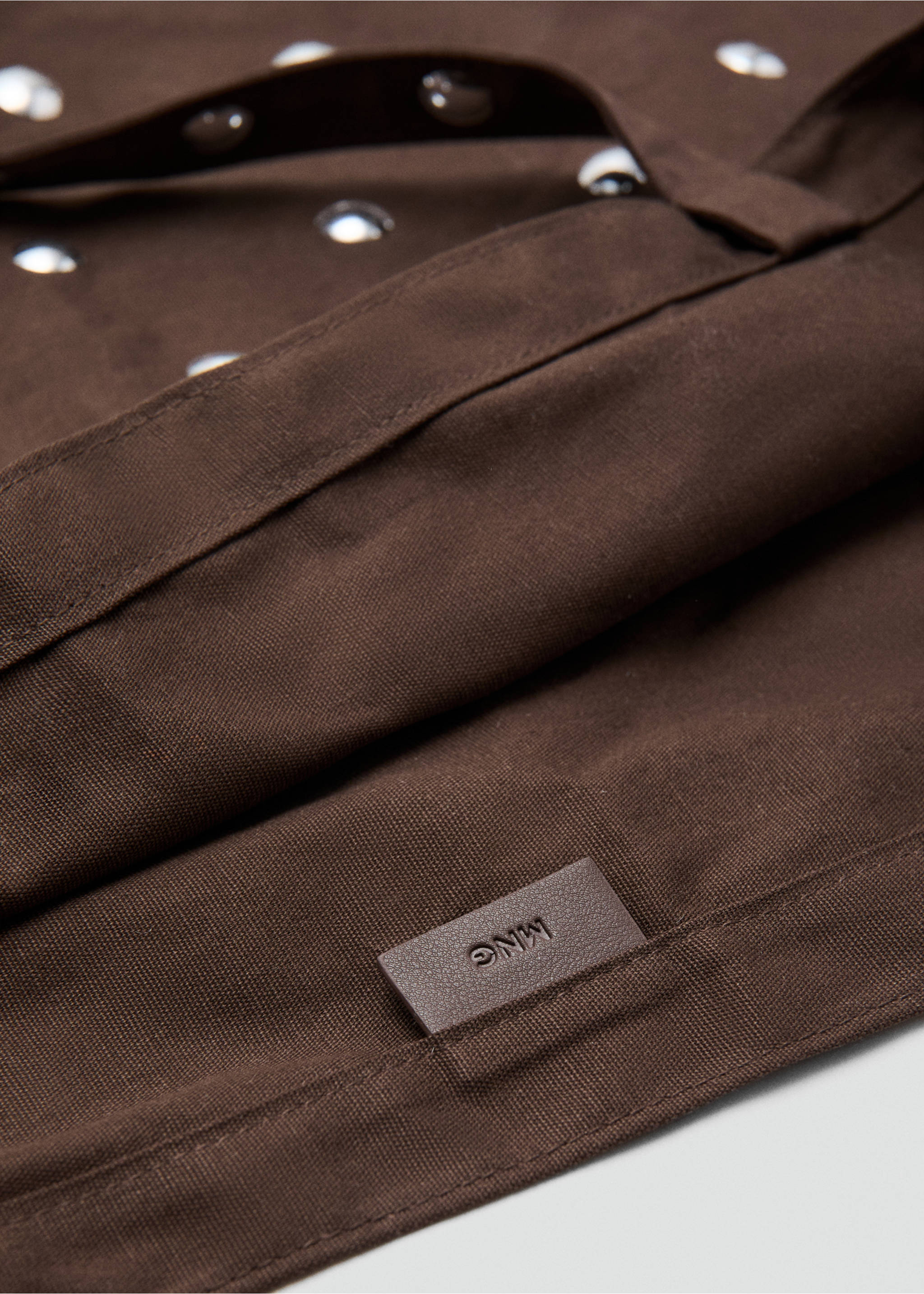 Studded tote bag - Details of the article 2, Chocolate. Ref: 27048665-00.