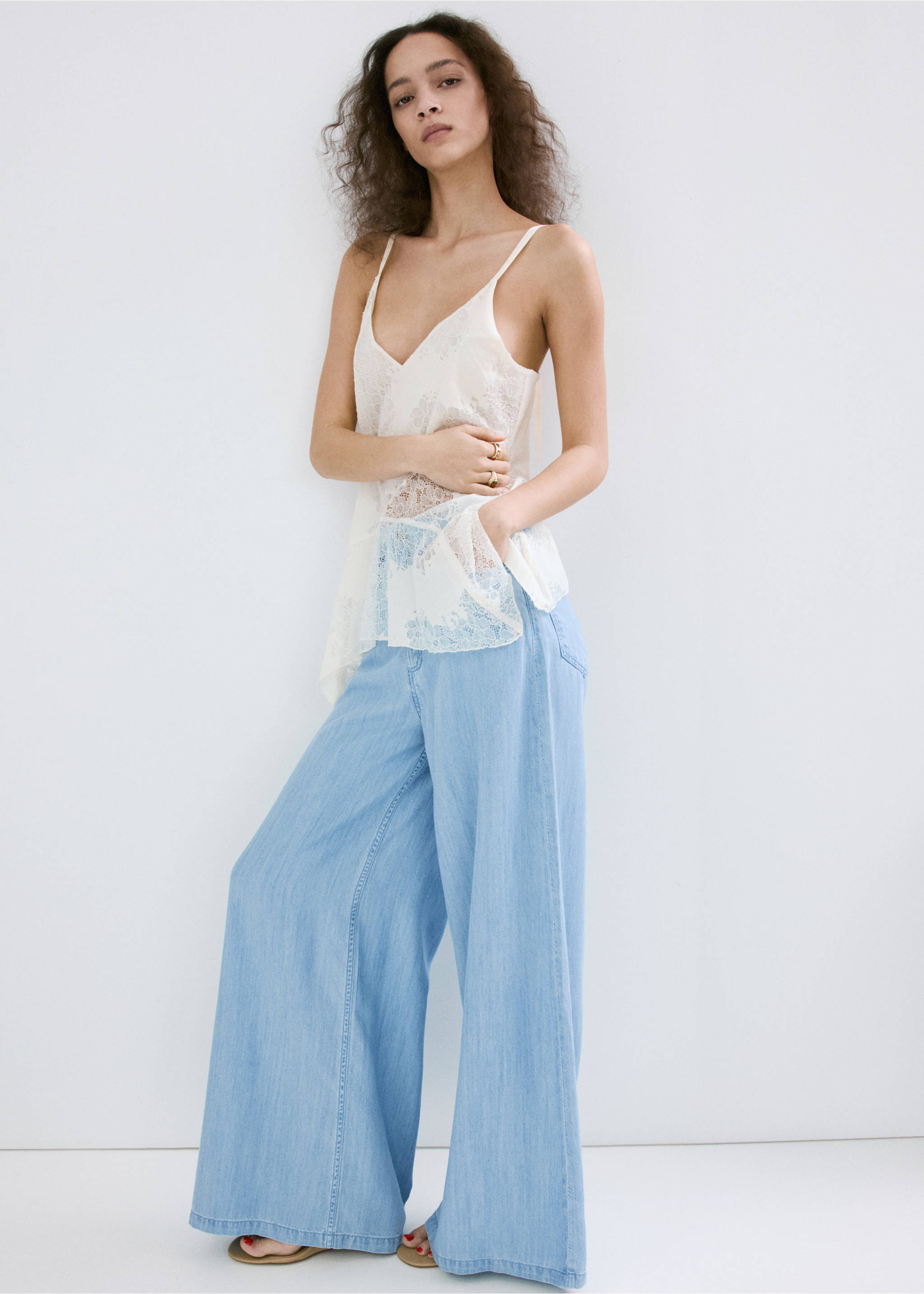 Mid rise palazzo jeans - Details of the article 6, Light Blue. Ref: 27049055-00.