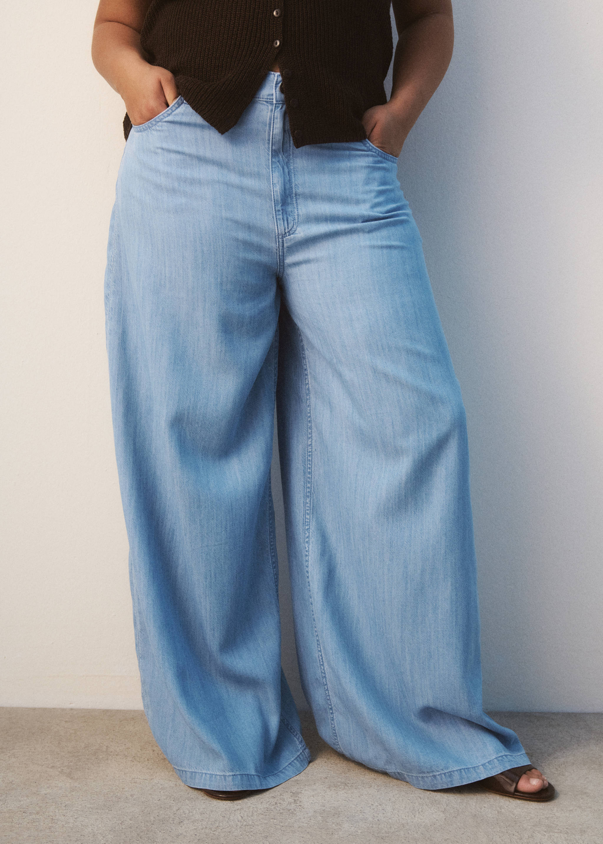 Mid-rise palazzo jeans - Details of the article 5