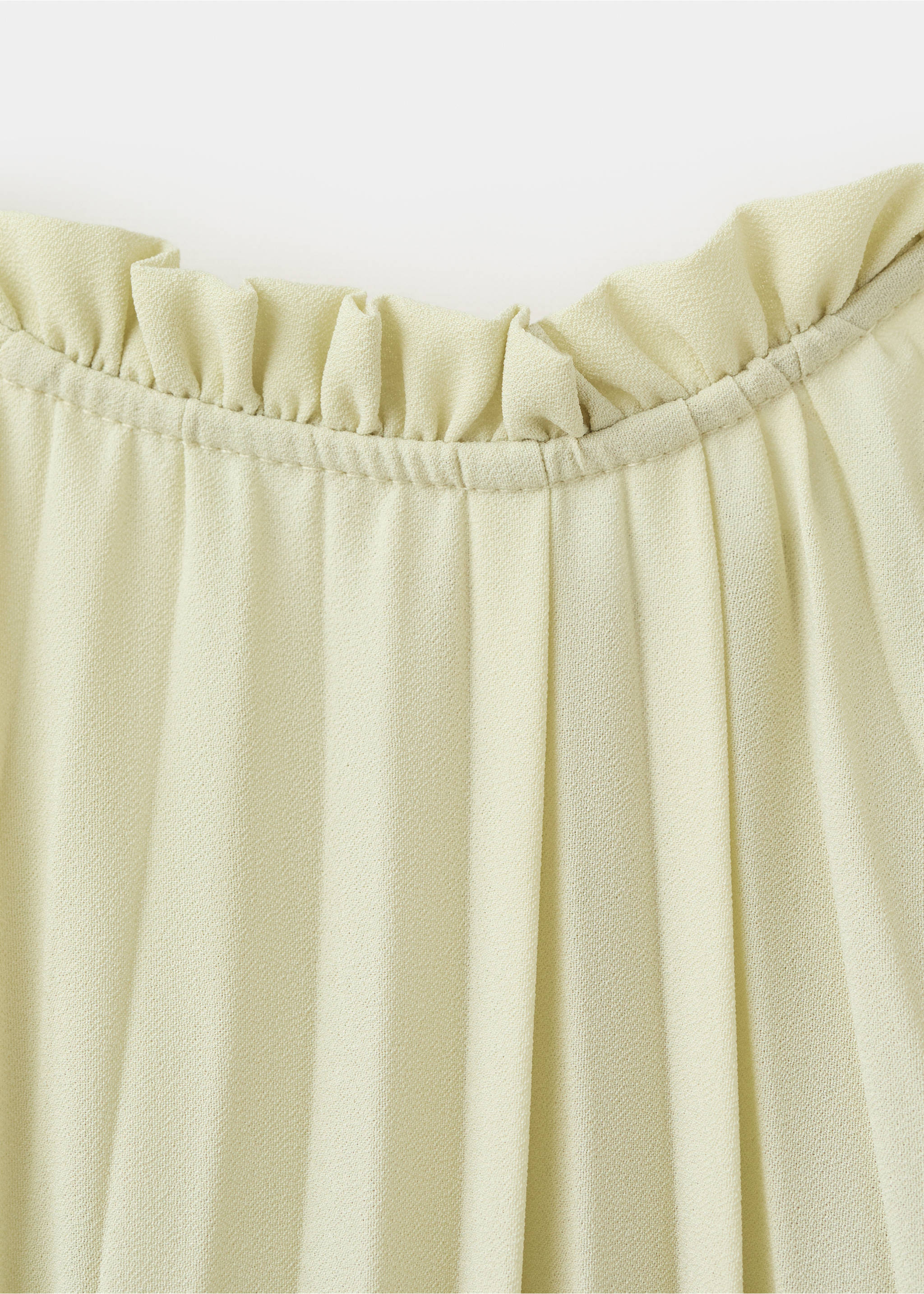 Pleated halter neck dress - Details of the article 8, Pastel Green. Ref: 27049059-00.