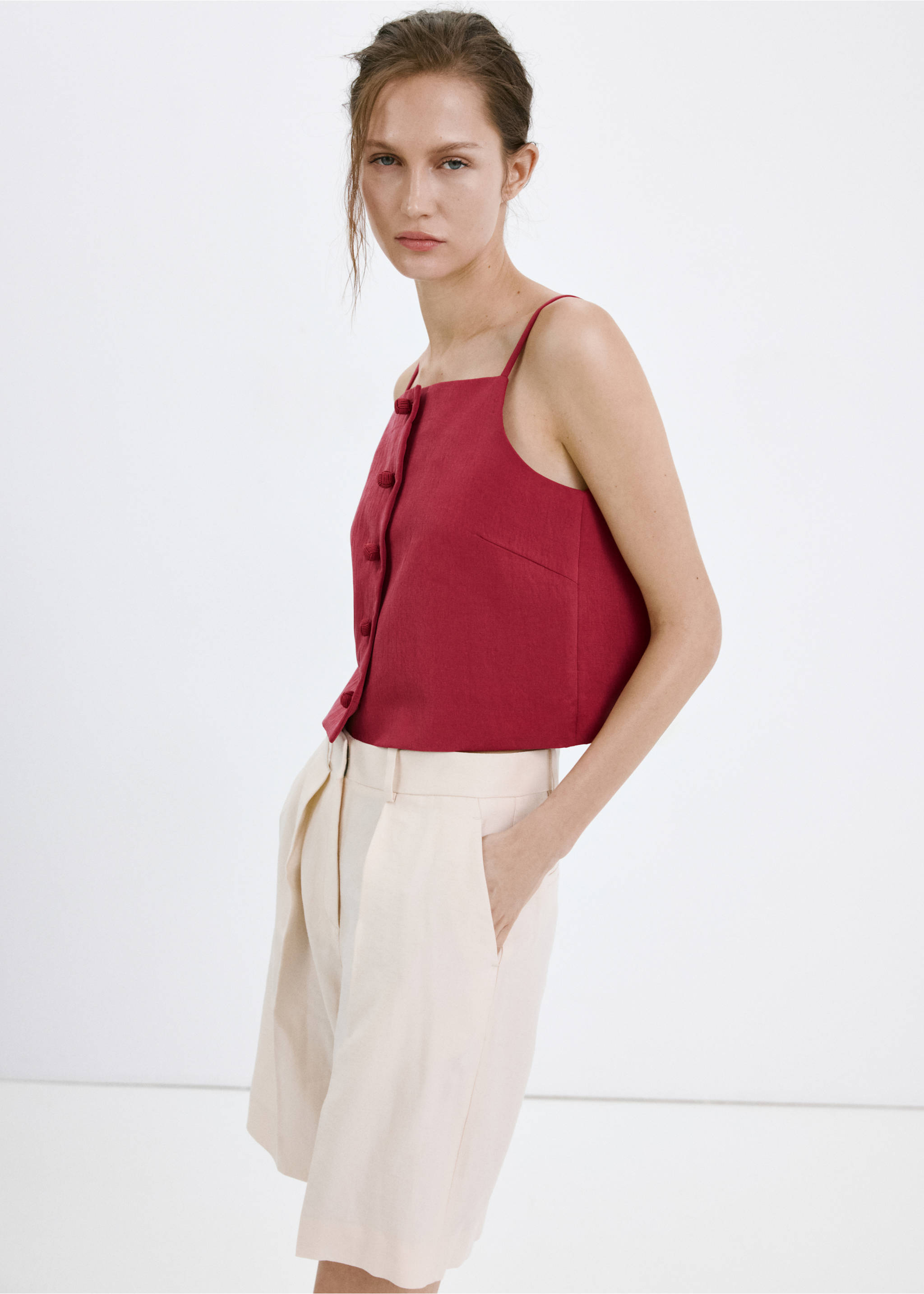 Lyocell button top - Details of the article 2, Red. Ref: 27049062-00.