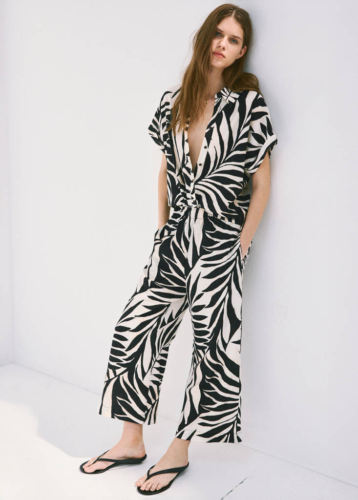 Flowy printed shirt — Ecru