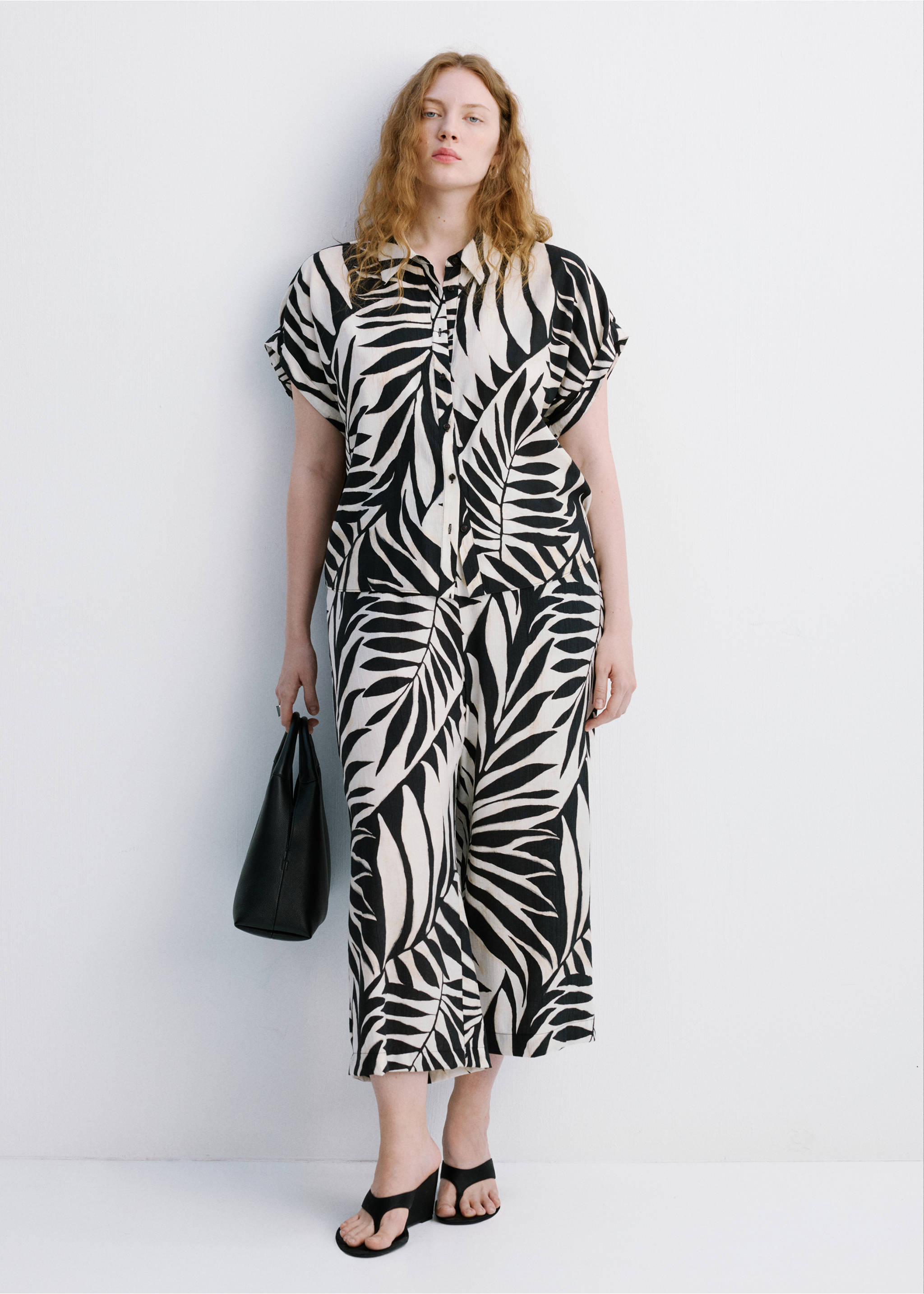 Flowy printed shirt - Details of the article 3, Ecru. Ref: 27049065-00.