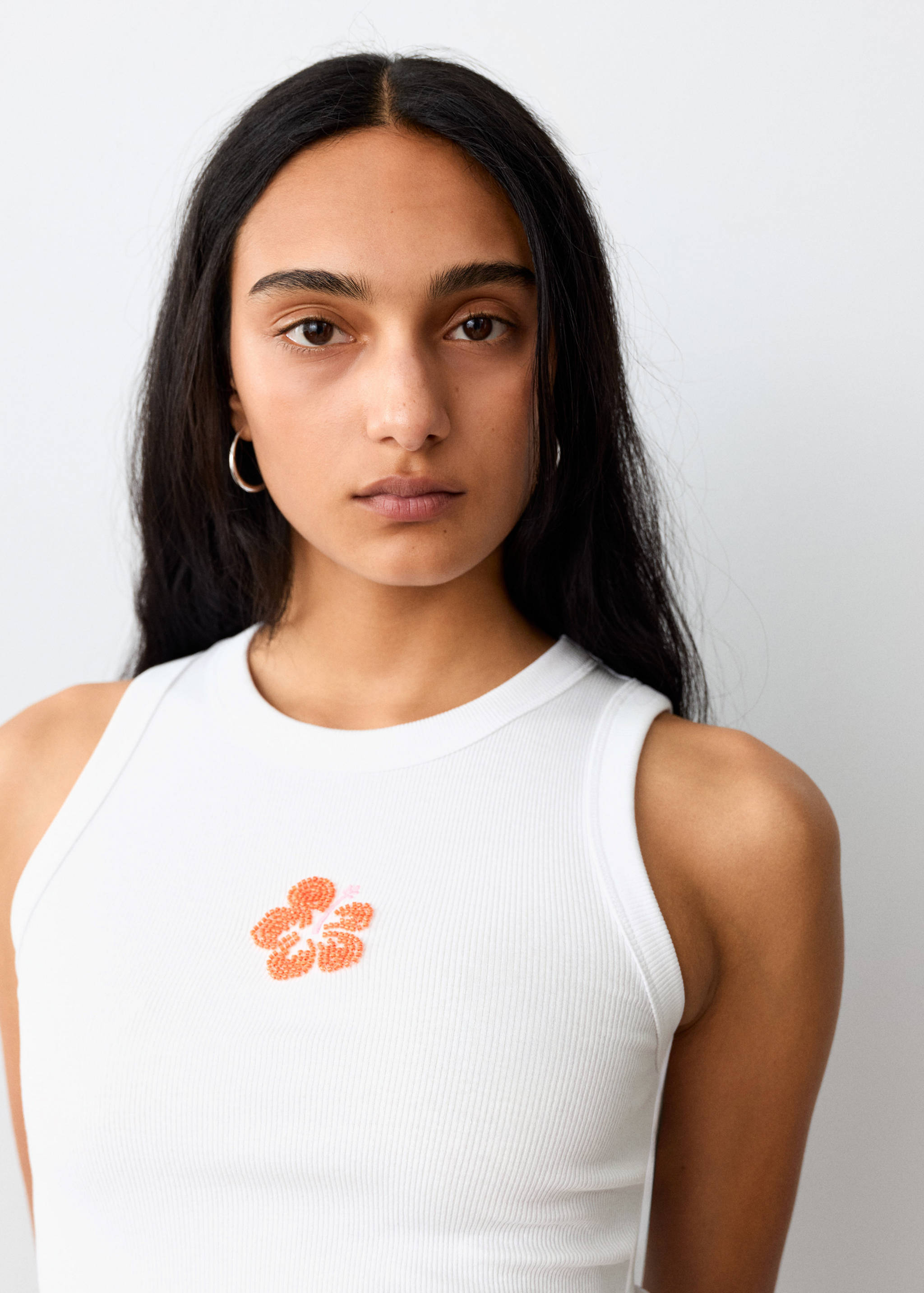 توب قطني مزين بزهور - تفاصيل المنتج 1