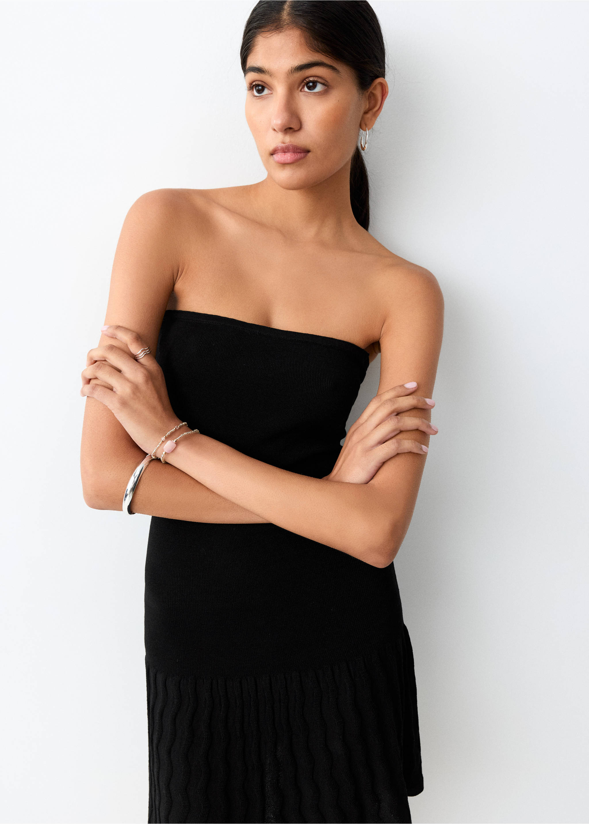 Vestido caicai com folho - Plano médio, Preto. Ref: 27049210-00.