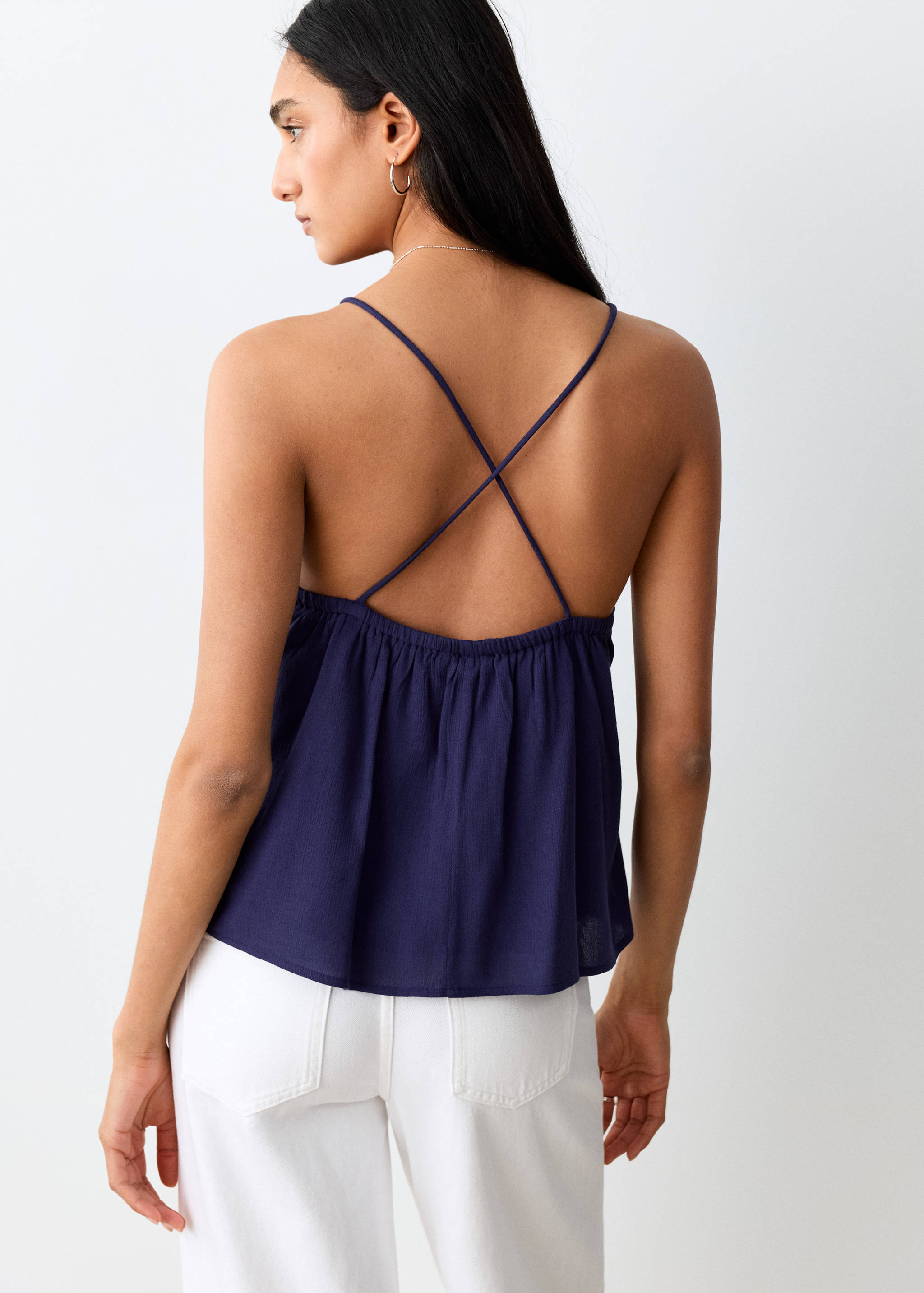 Cross-back crochet top - Reverse of the article
