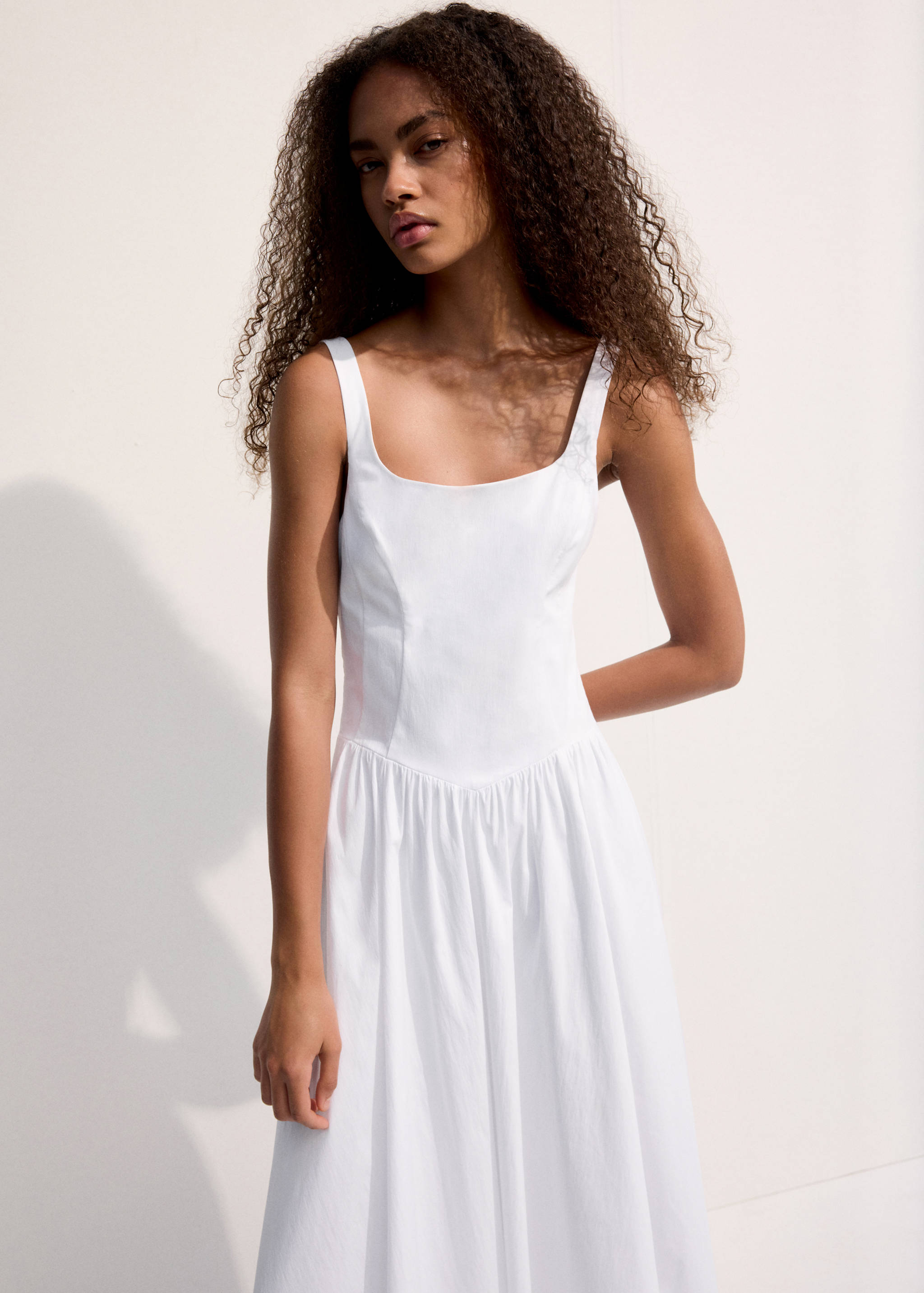 코르셋 드레스 오픈 백 - 중간 평면도