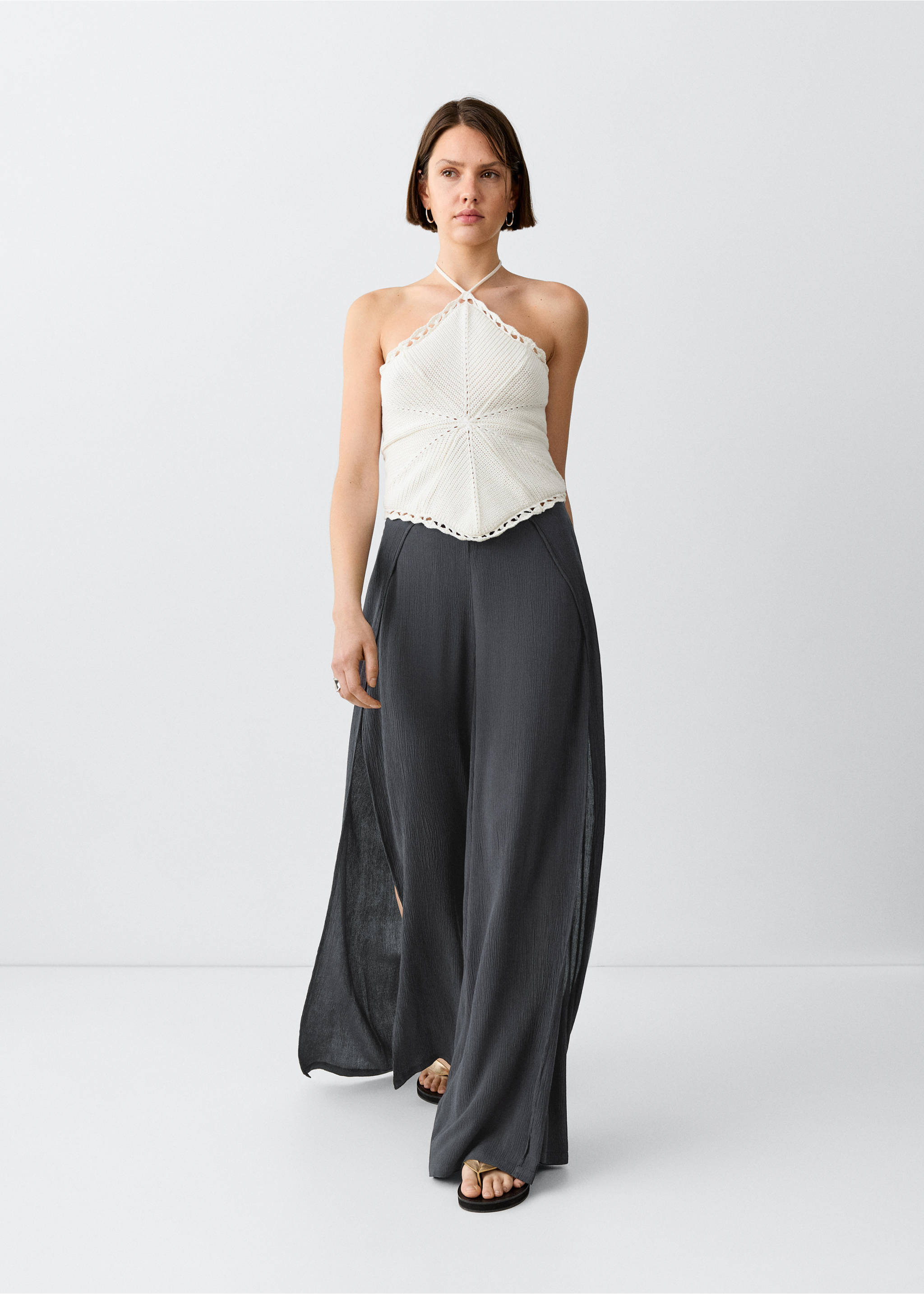 Calças fluidas com aberturas laterais - Pormenor do artigo 2, Cinzento-carvão. Ref: 27049219-00.