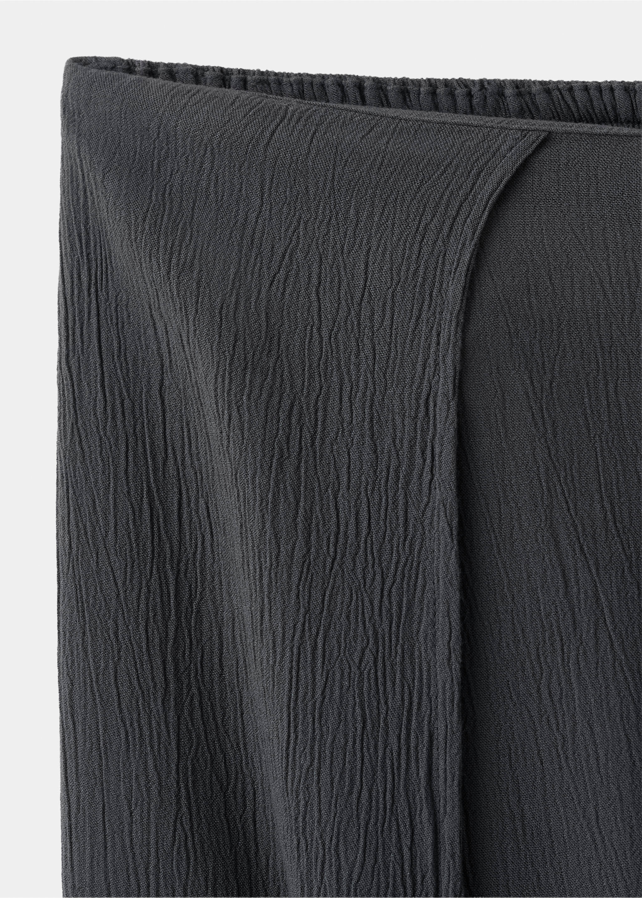 Fluid trousers with side openings - Details of the article 0, Charcoal. Ref: 27049219-00.
