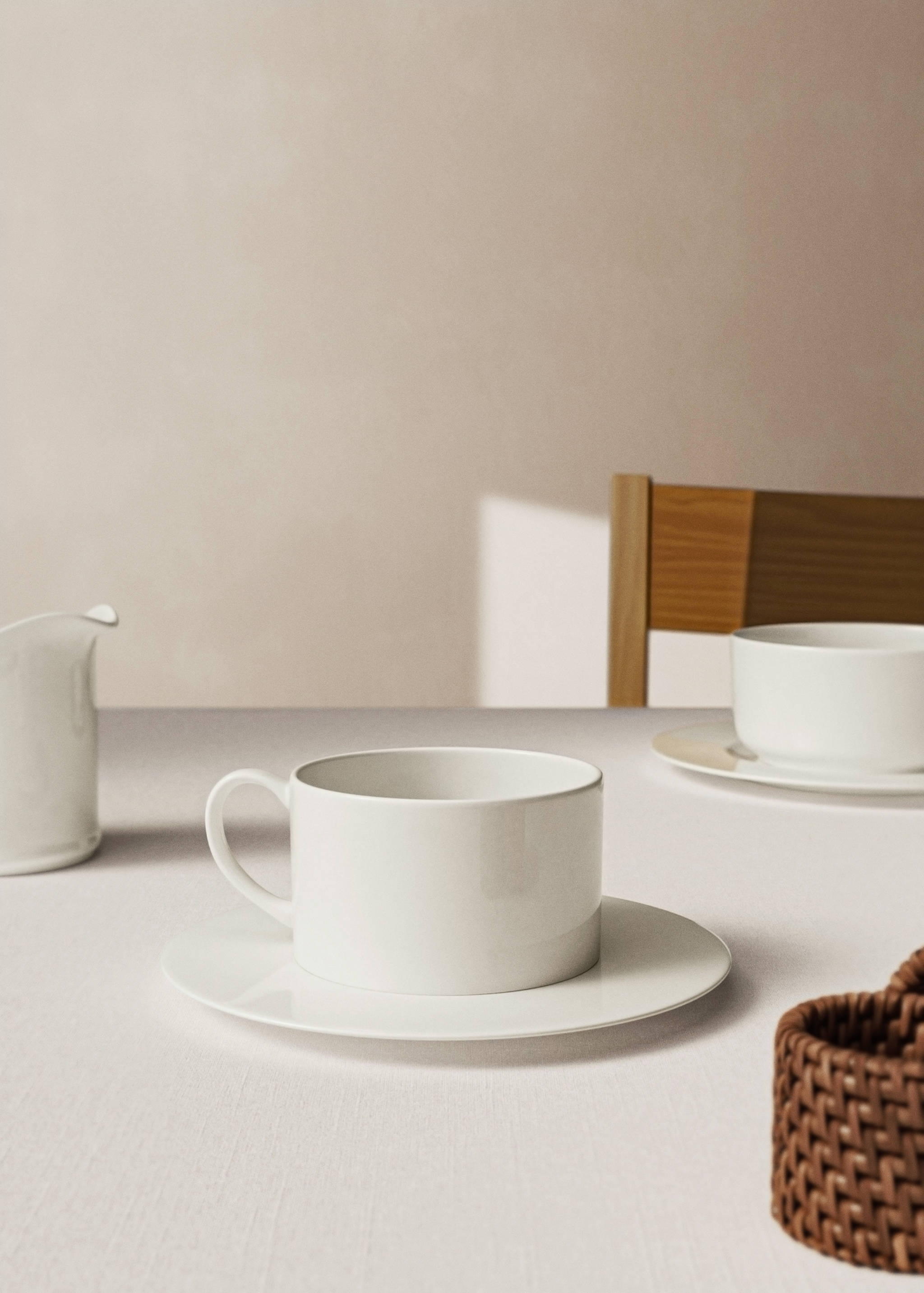 Ultra-light bone china coffee cup and saucer - General plane