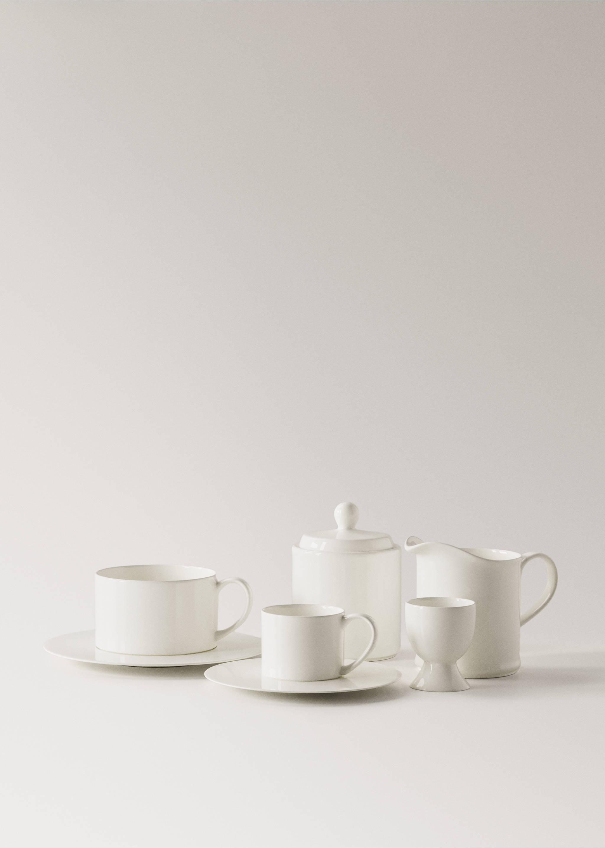 Kaffekopp och assiett i ultralätt benporslin - Detaljer om artikeln 5, Vit. Ref: 27051168-00.