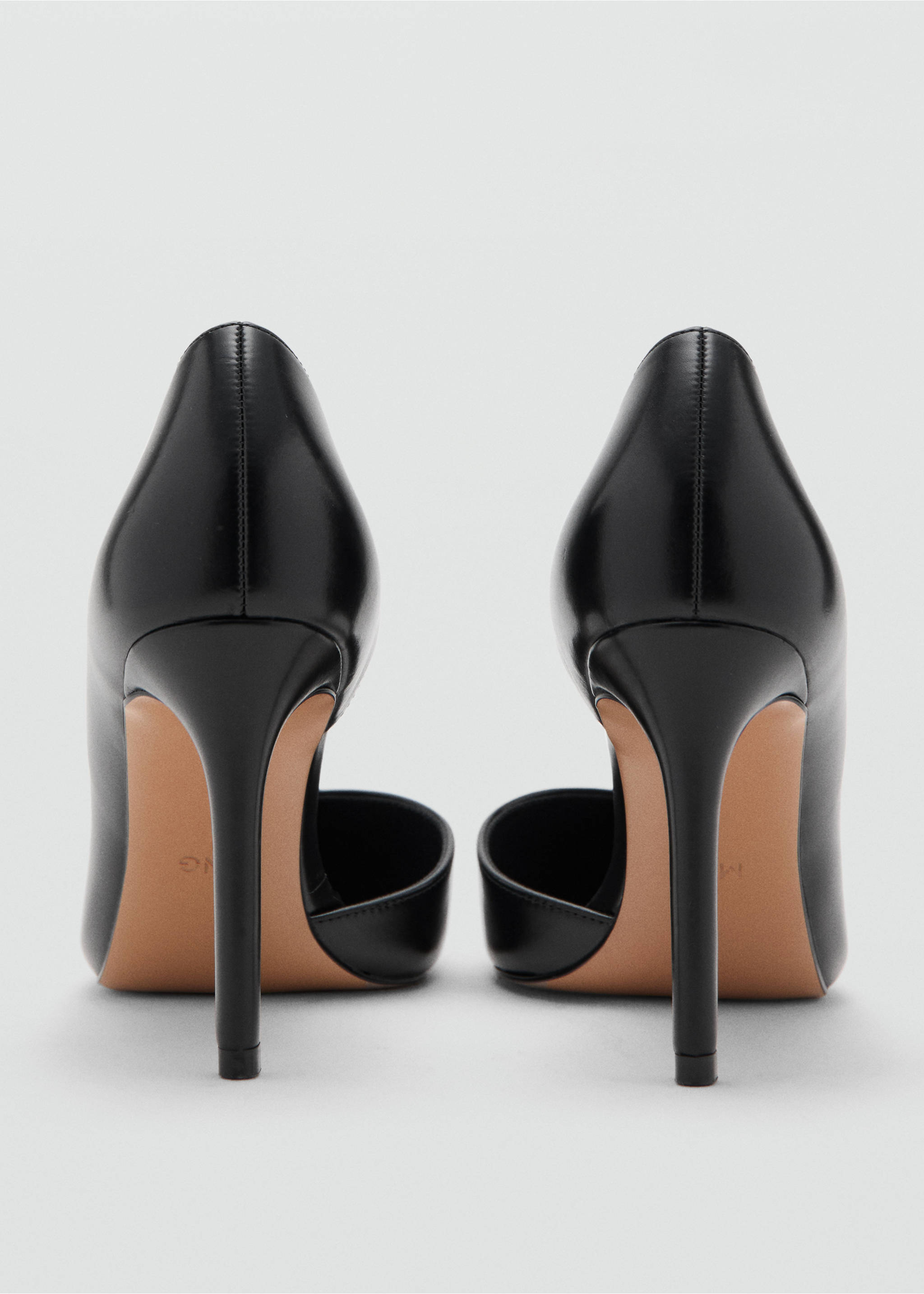 Asymmetrical heeled shoes - Details of the article 1, Black. Ref: 27051169-00.