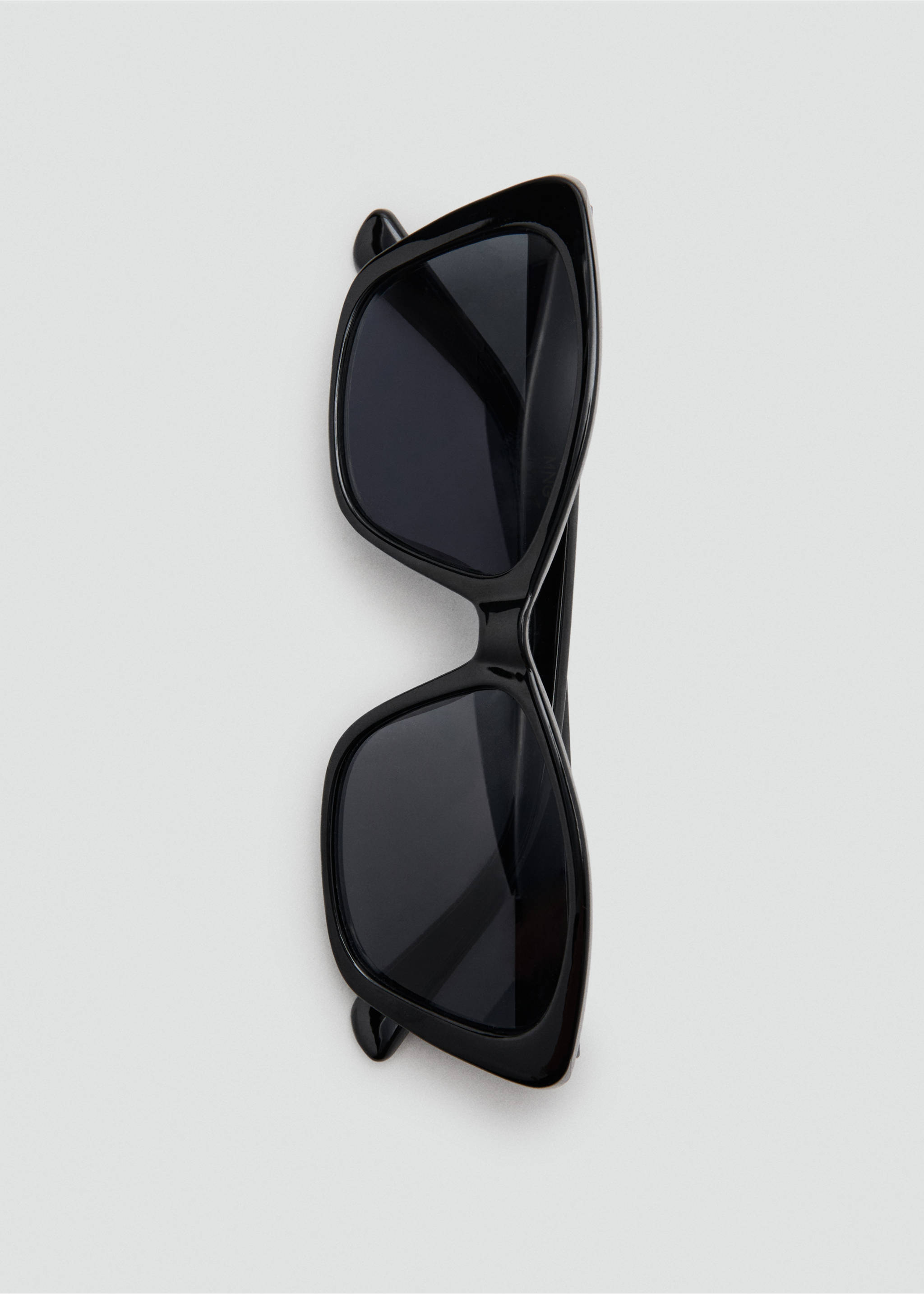 Cat-eye sunglasses - Details of the article 2, Black. Ref: 27051178-00.